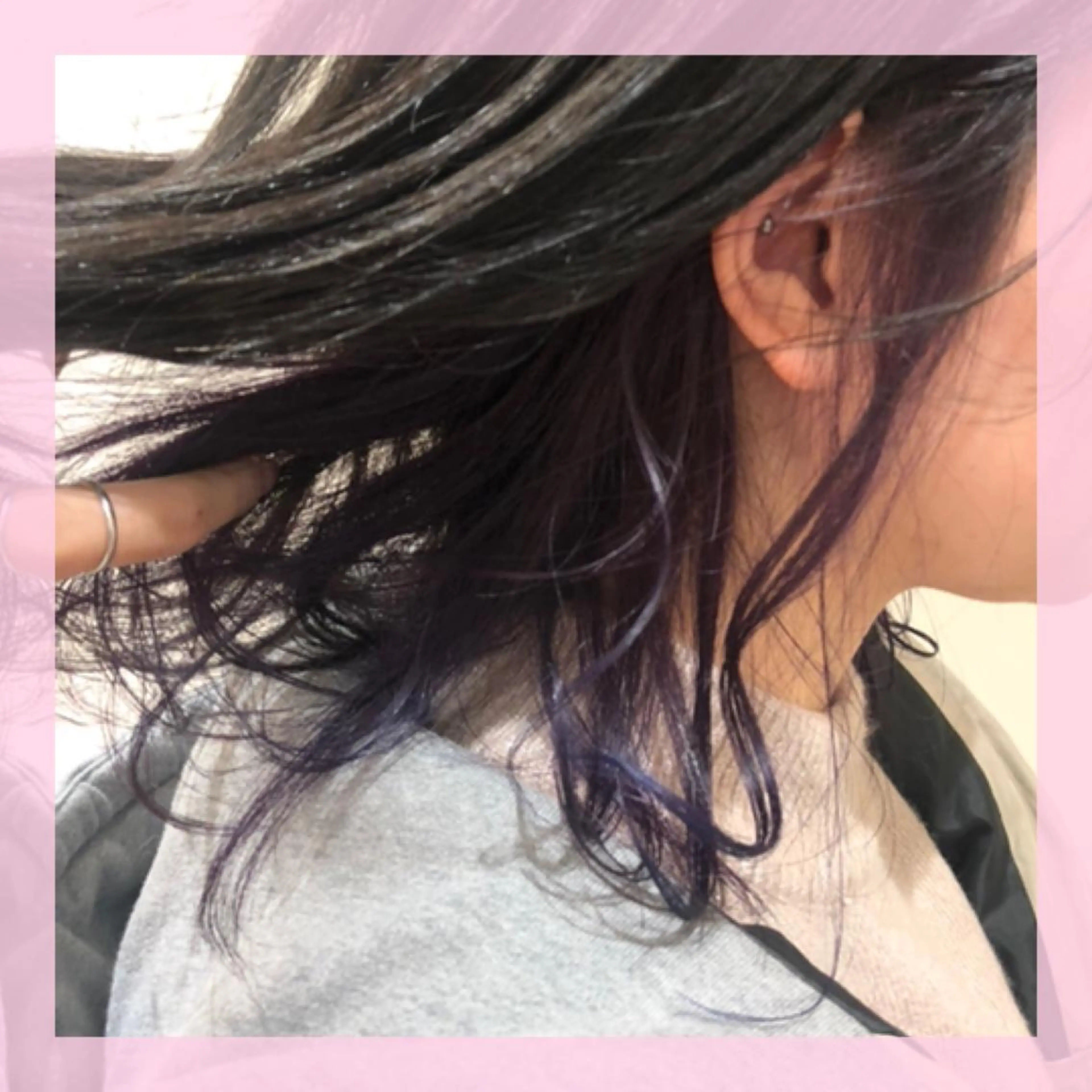 セミロング カラー インナーカラー バイオレットカラー カット ヘアカラー plum.所属・🍒前川 🍒のヘアスタイル