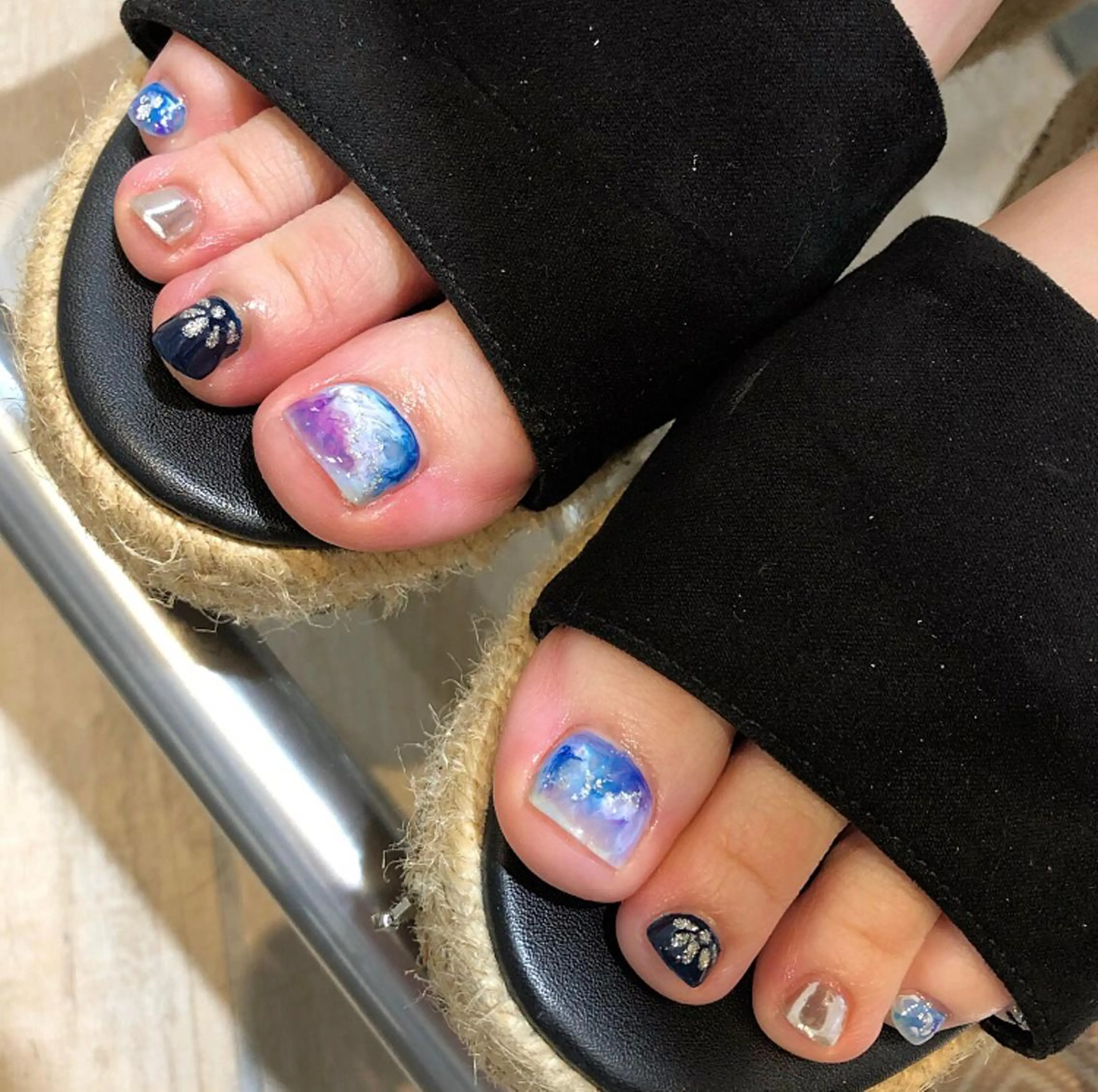 ネイル フットネイル ニュアンスネイル rina eye&nailのマツエク・マツパデザイン