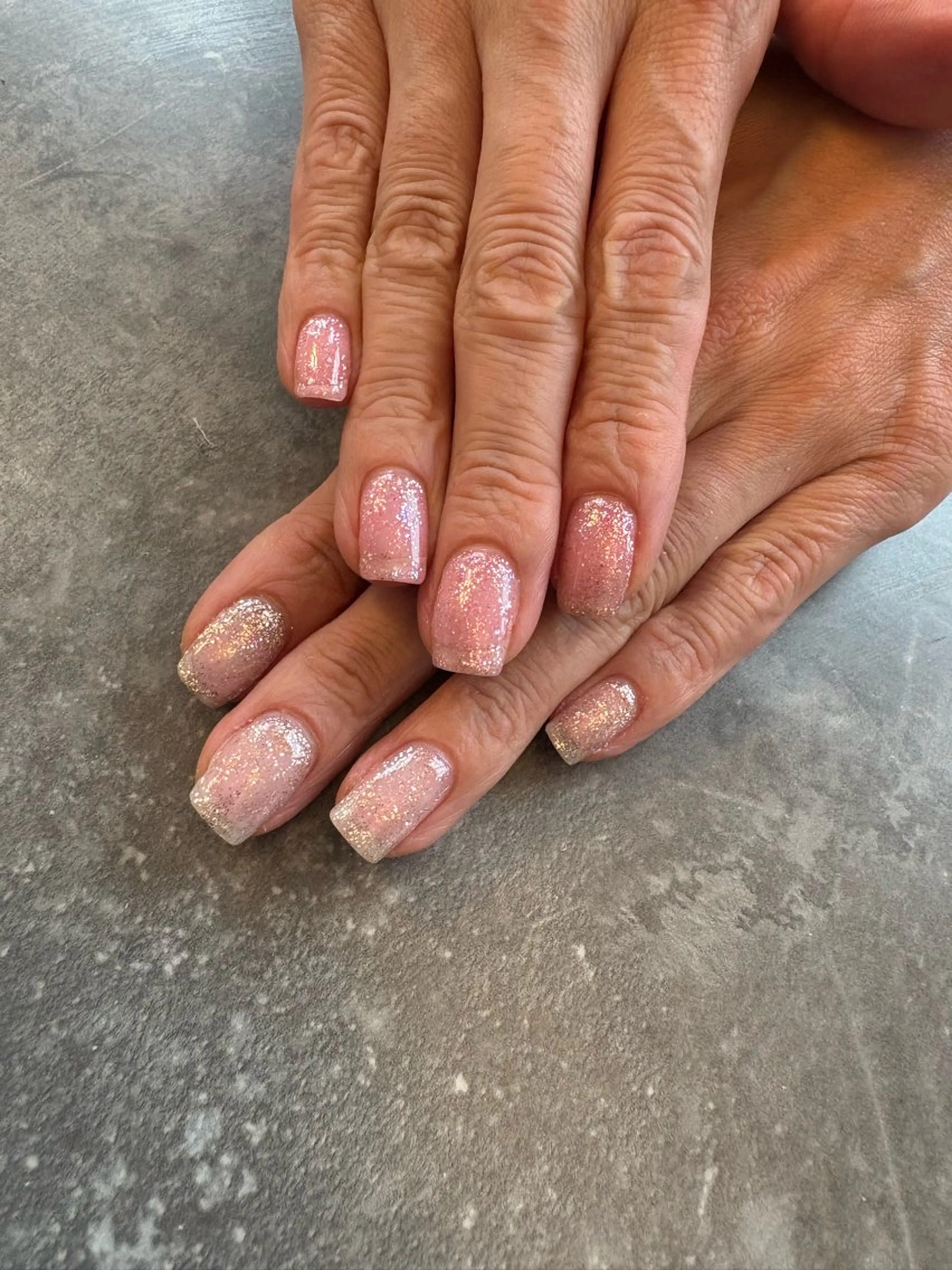 ネイル ジェルネイル キラキラネイル ハンドネイル モンタナ nailのネイルデザイン