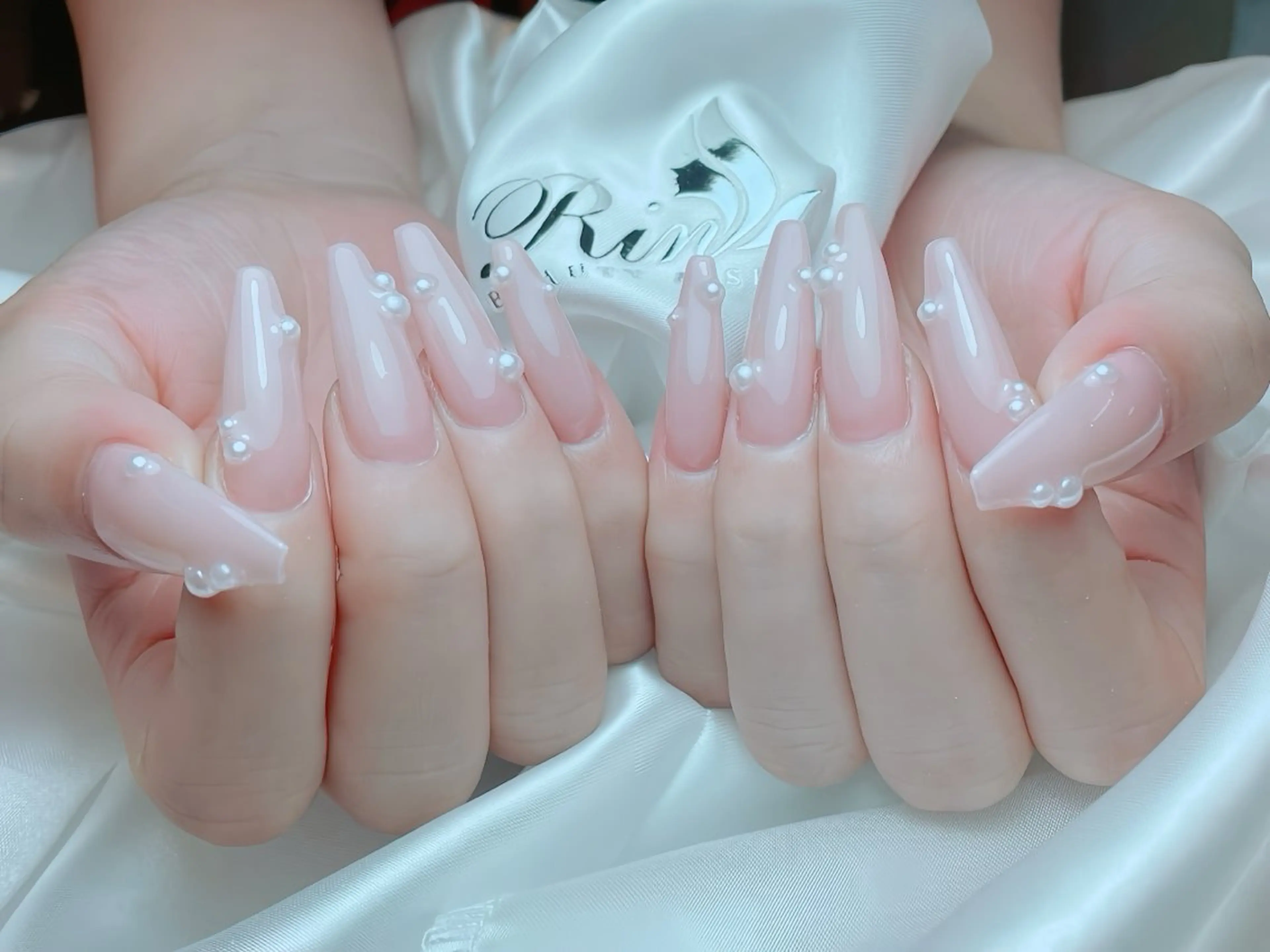 ネイル アートネイル フレンチネイル キラキラネイル 韓国ネイル 水色 ハンドネイル Rin Nail 新大久保店のネイルデザイン