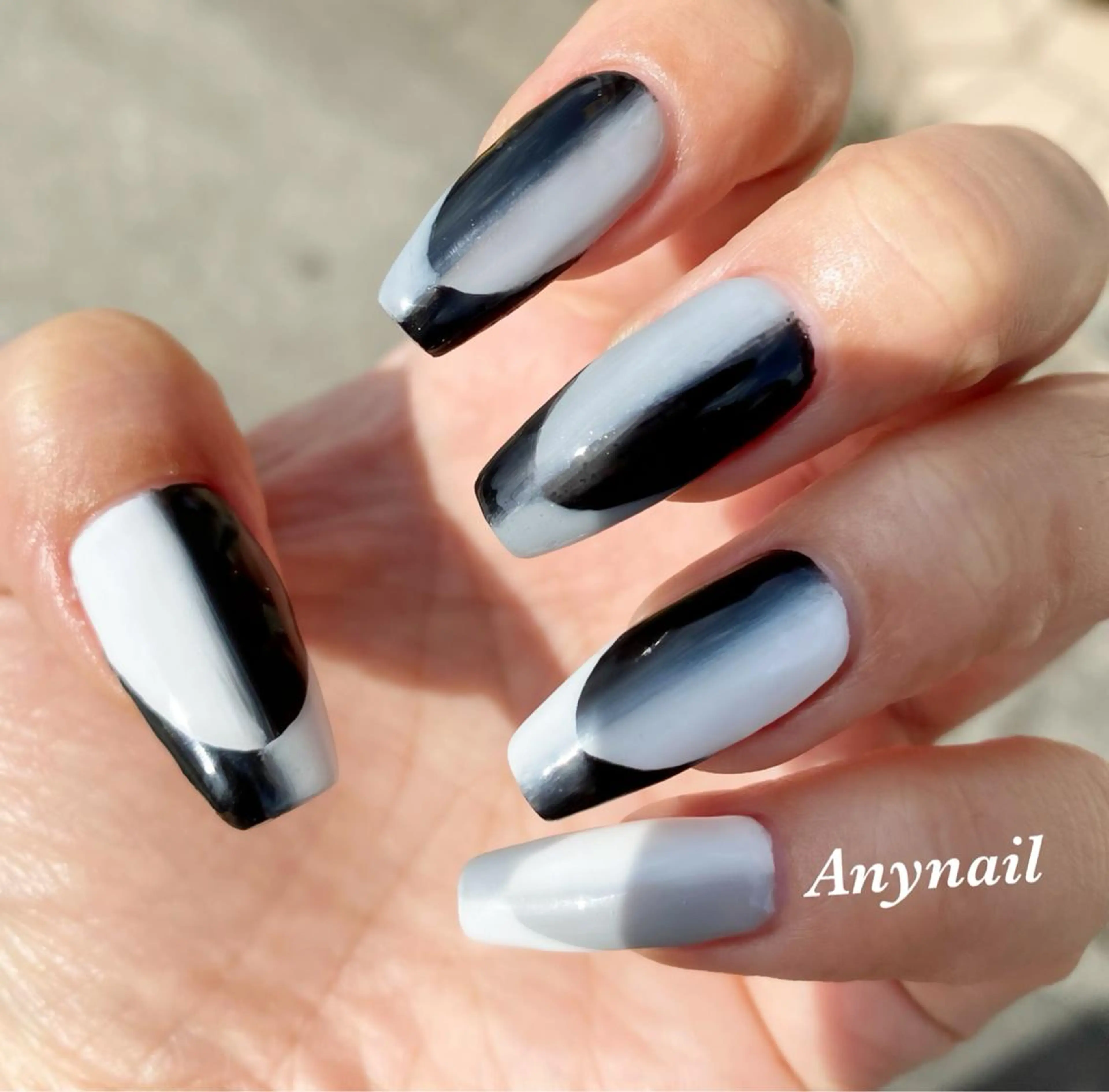 ネイル ブルー フレンチネイル オンブレフレンチ スカルプネイル ハンドネイル 岩澤 恵子のネイルデザイン