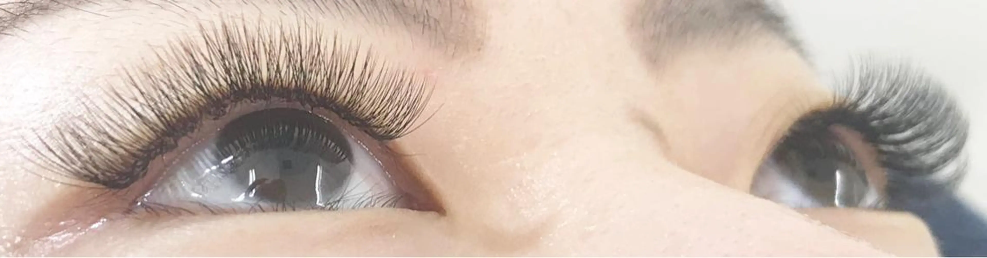 マツエク・マツパ 目尻長め セクシー ボリュームラッシュ 高木 アイデザイナーのマツエク・マツパデザイン