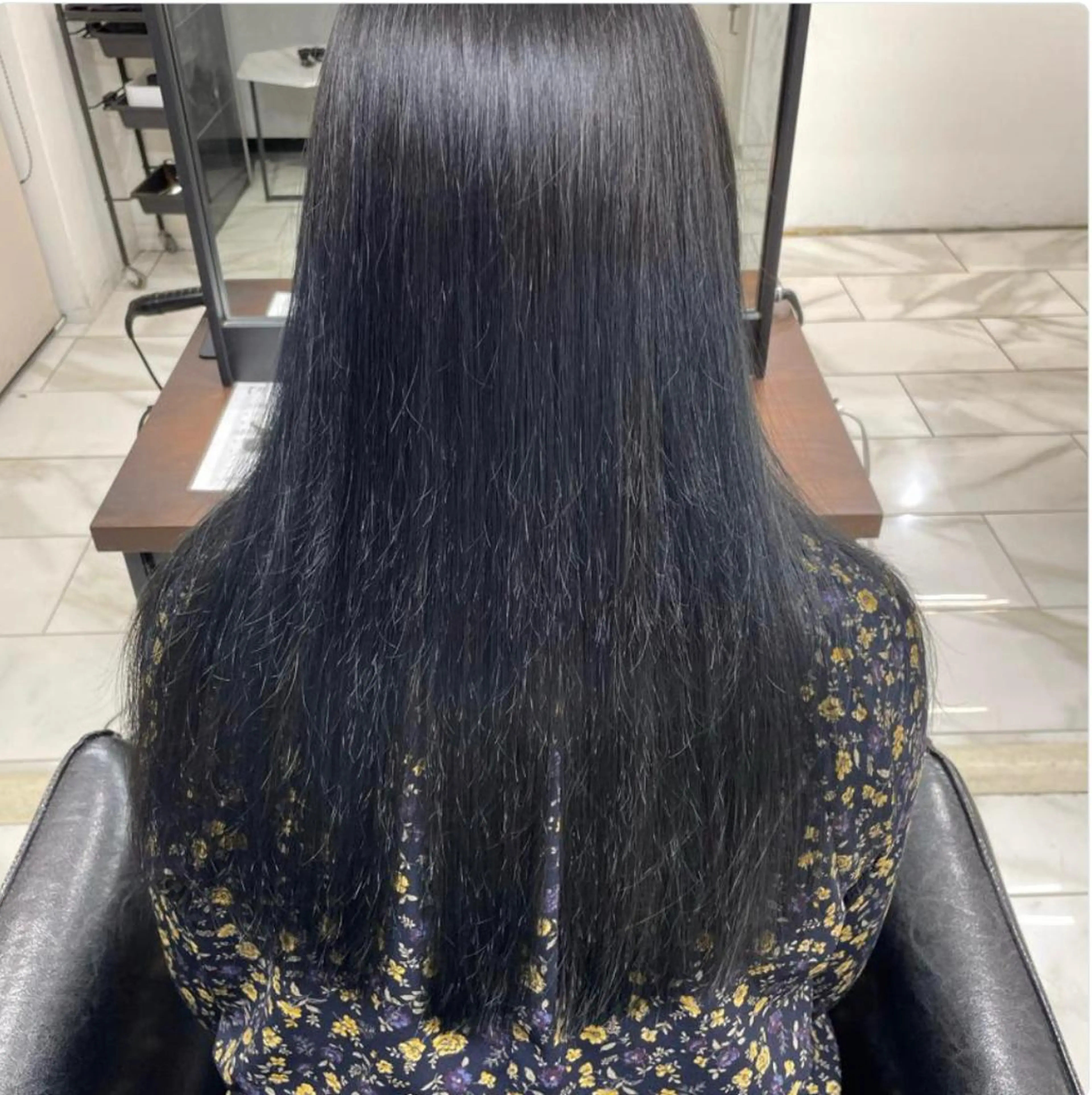 ロング 🌸Leviju桂店 店長Saki🌸のヘアスタイル