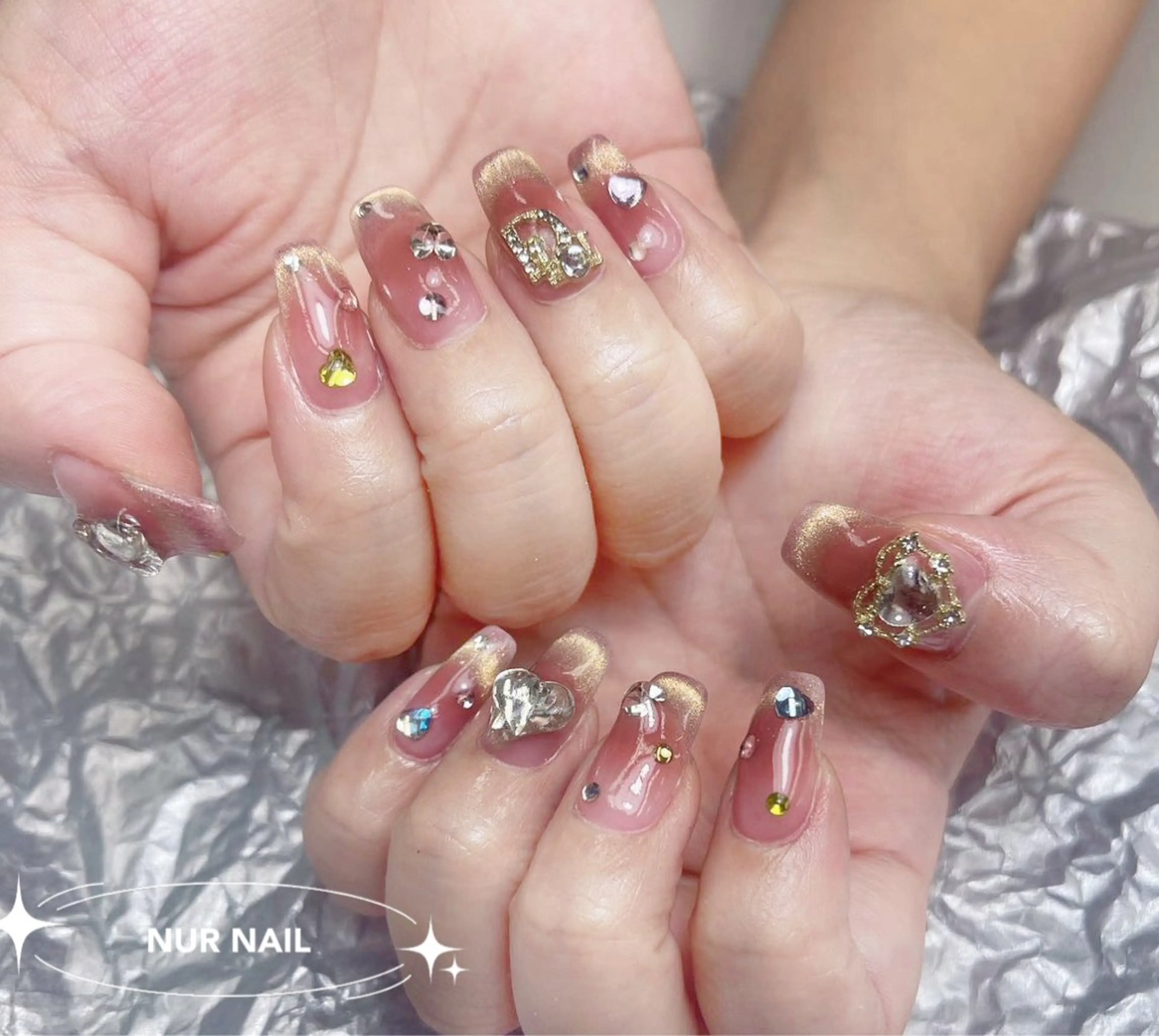 ネイル 🫧NUR NAIL✨のネイルデザイン