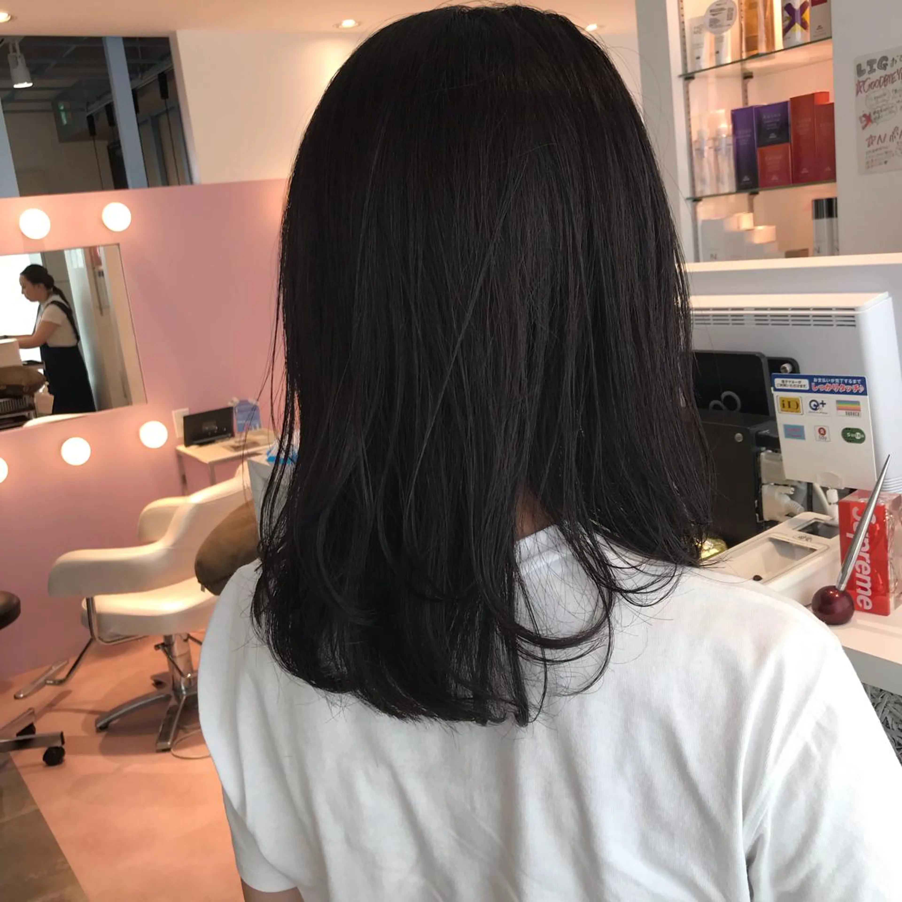 ミディアム カット ヘアカラー トリートメント ヘッドスパ 所渉/韓国レイヤー /ウルフカットのヘアスタイル