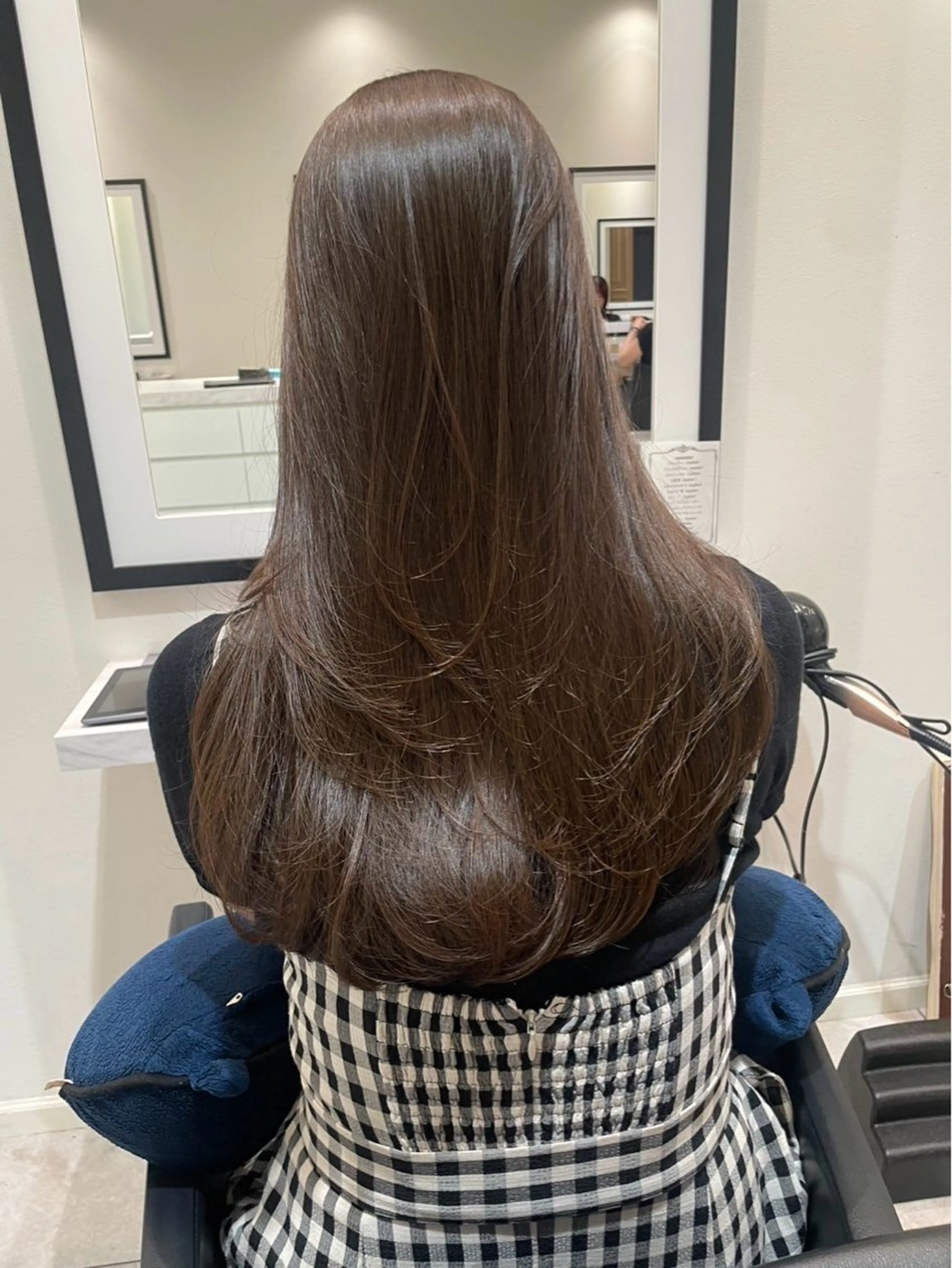 ロング カラー 髪質改善 レイヤーカット 巻ける縮毛矯正/艶 カラーchika🩵のヘアスタイル