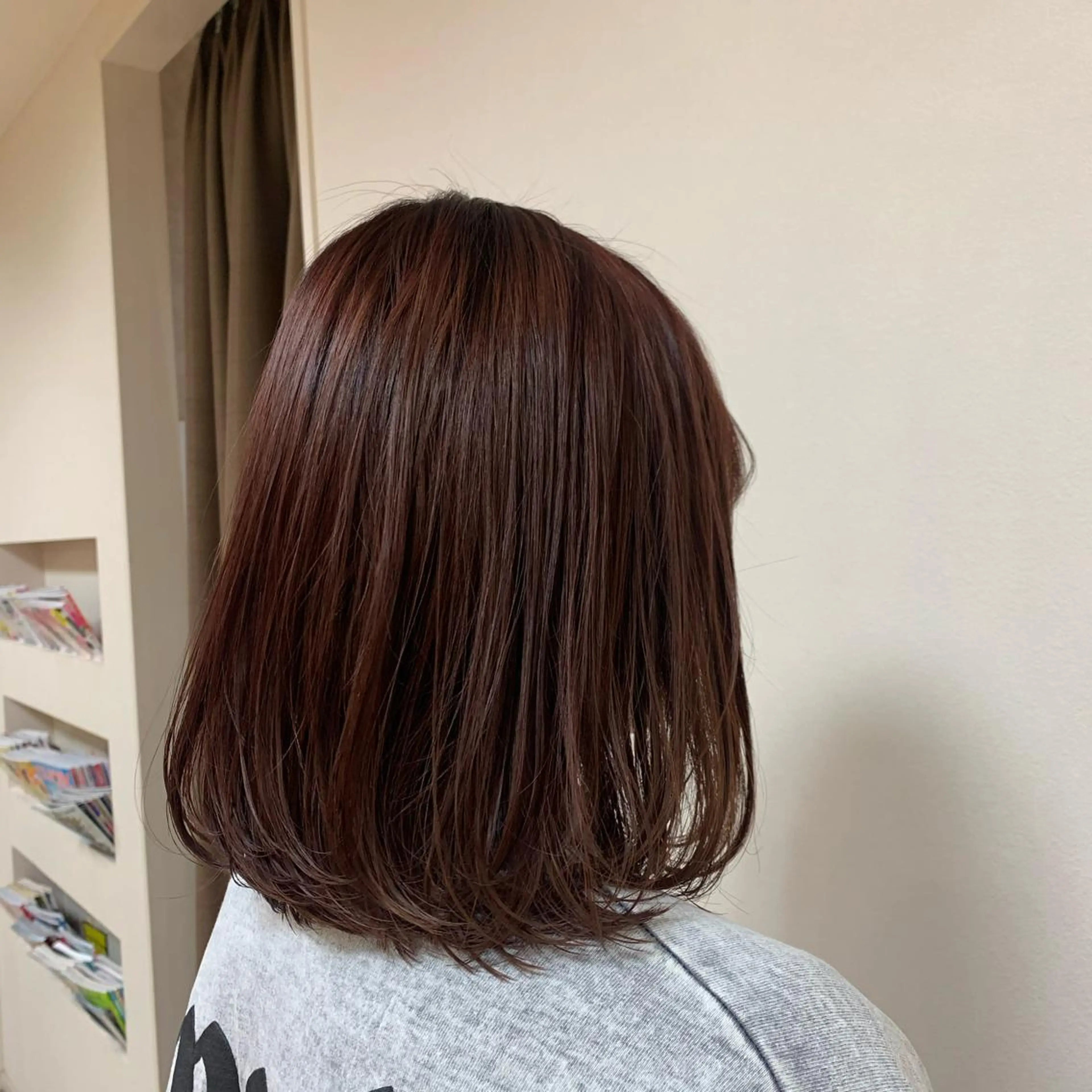 ミディアム カラー ヘアアレンジ カット ヘアカラー トリートメント 【Sweep】おじま のぞみのヘアスタイル