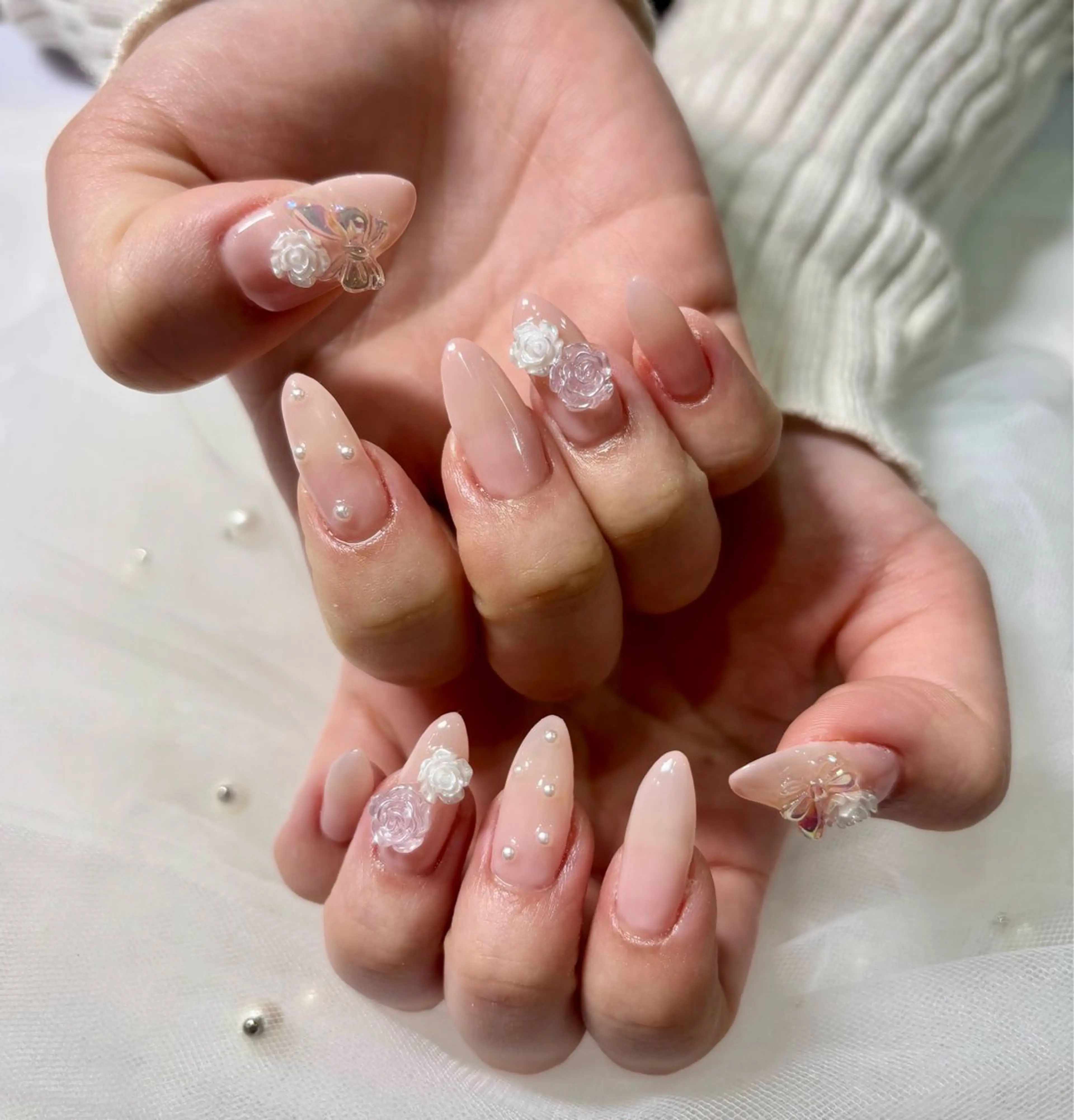 【モデル】オフなし/ワンカラーorラメグラデーション＋パーツつけ放題🎀の写真