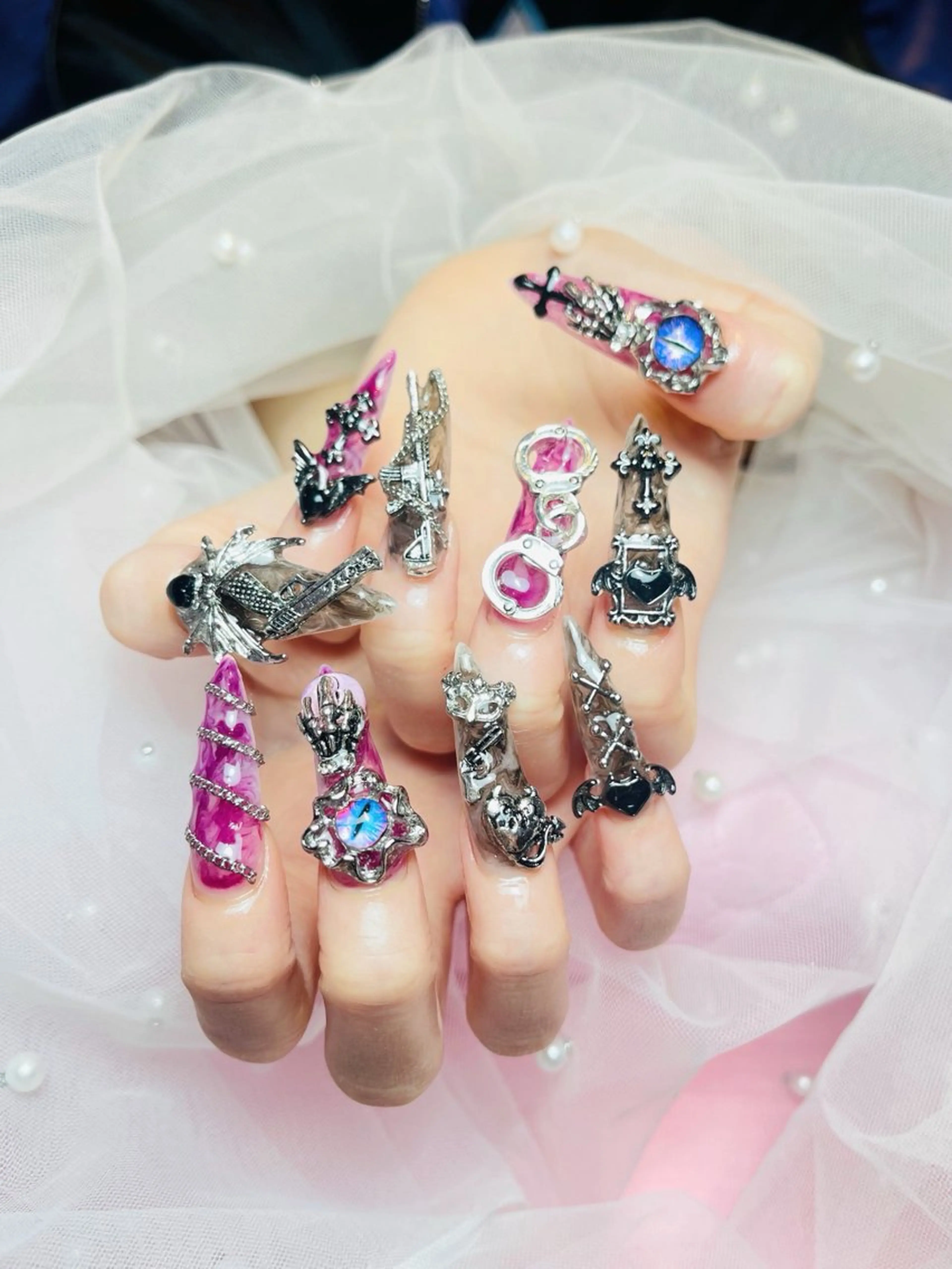 ネイル ハンドネイル PINKY nail所属・ピンキー 池田公園店のネイルデザイン