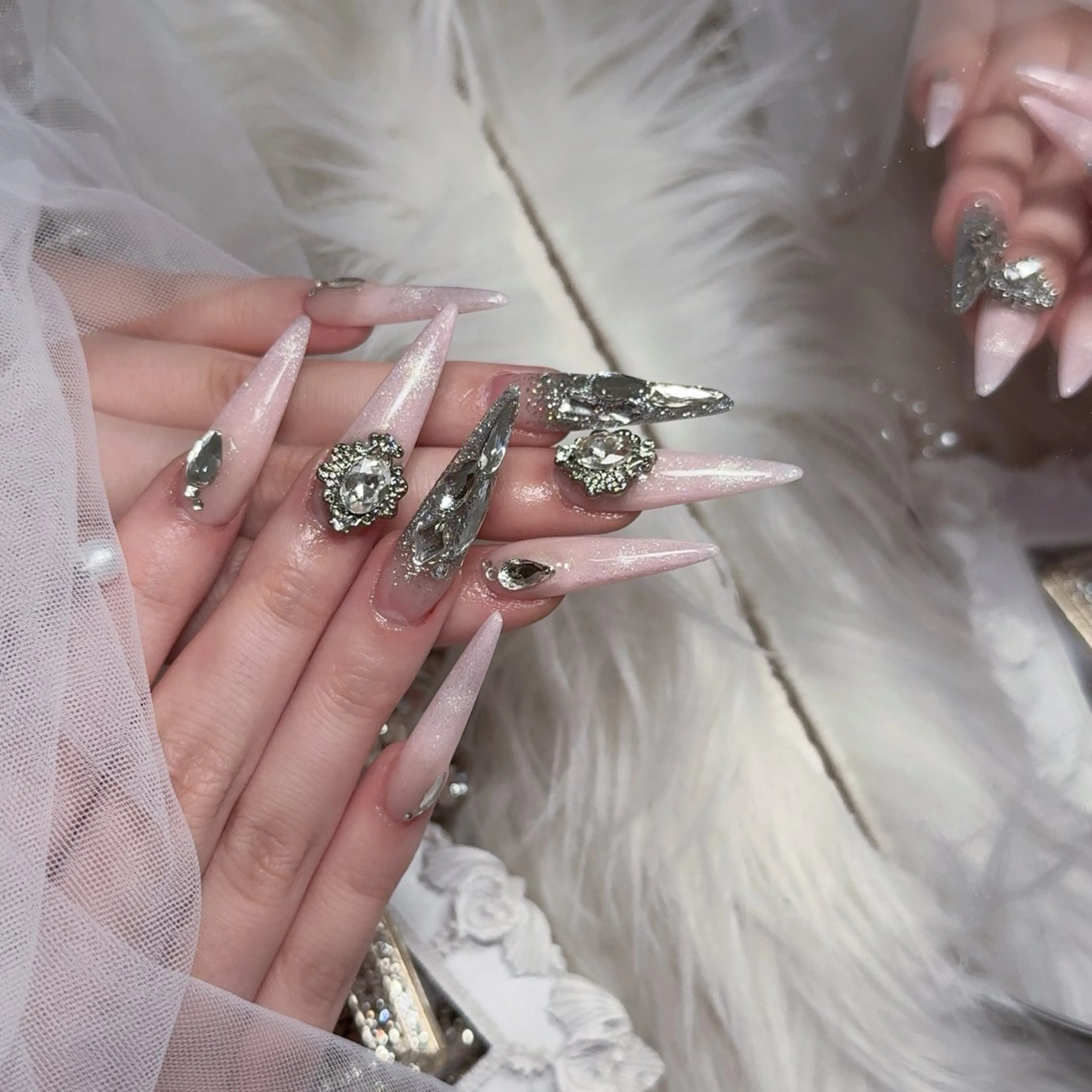 ネイル ハンドネイル MADIA所属・momo .のネイルデザイン