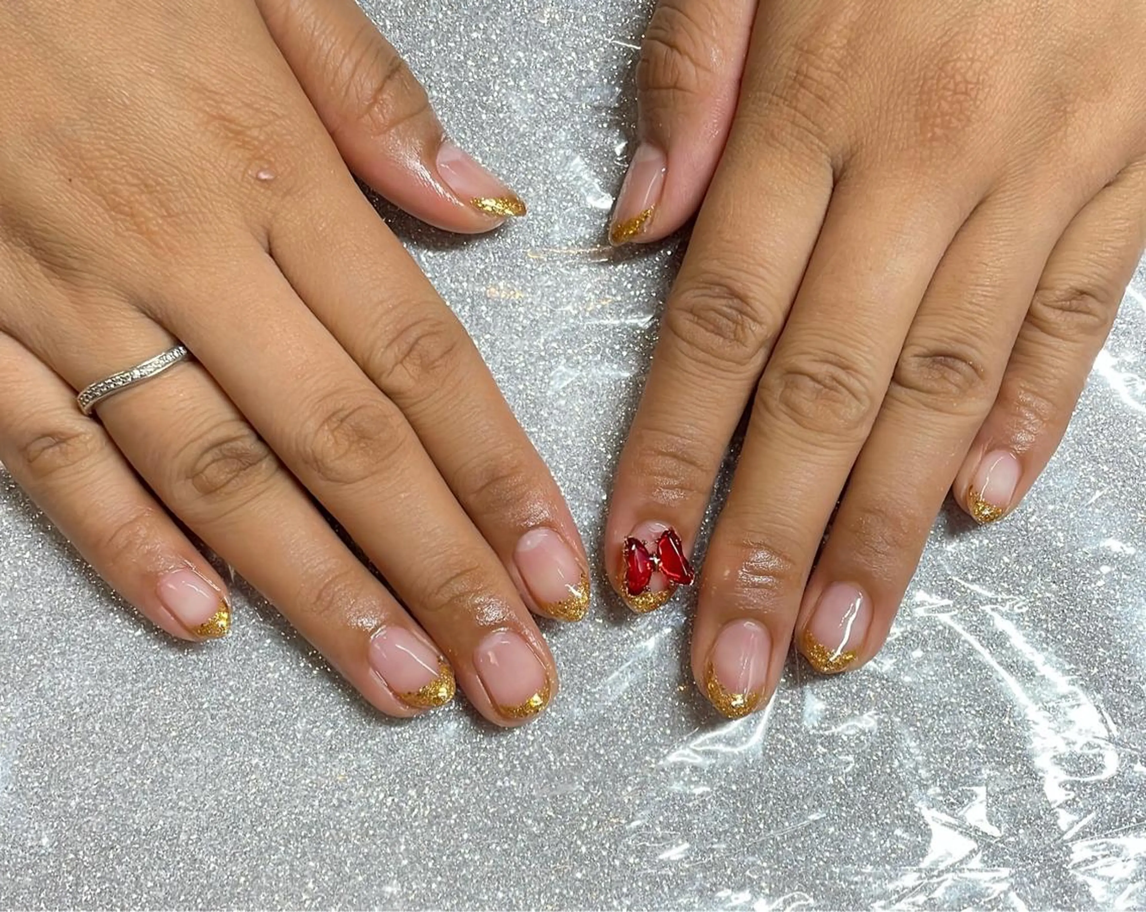 ネイル ハンドネイル VIERU 🌈🎀💖のネイルデザイン