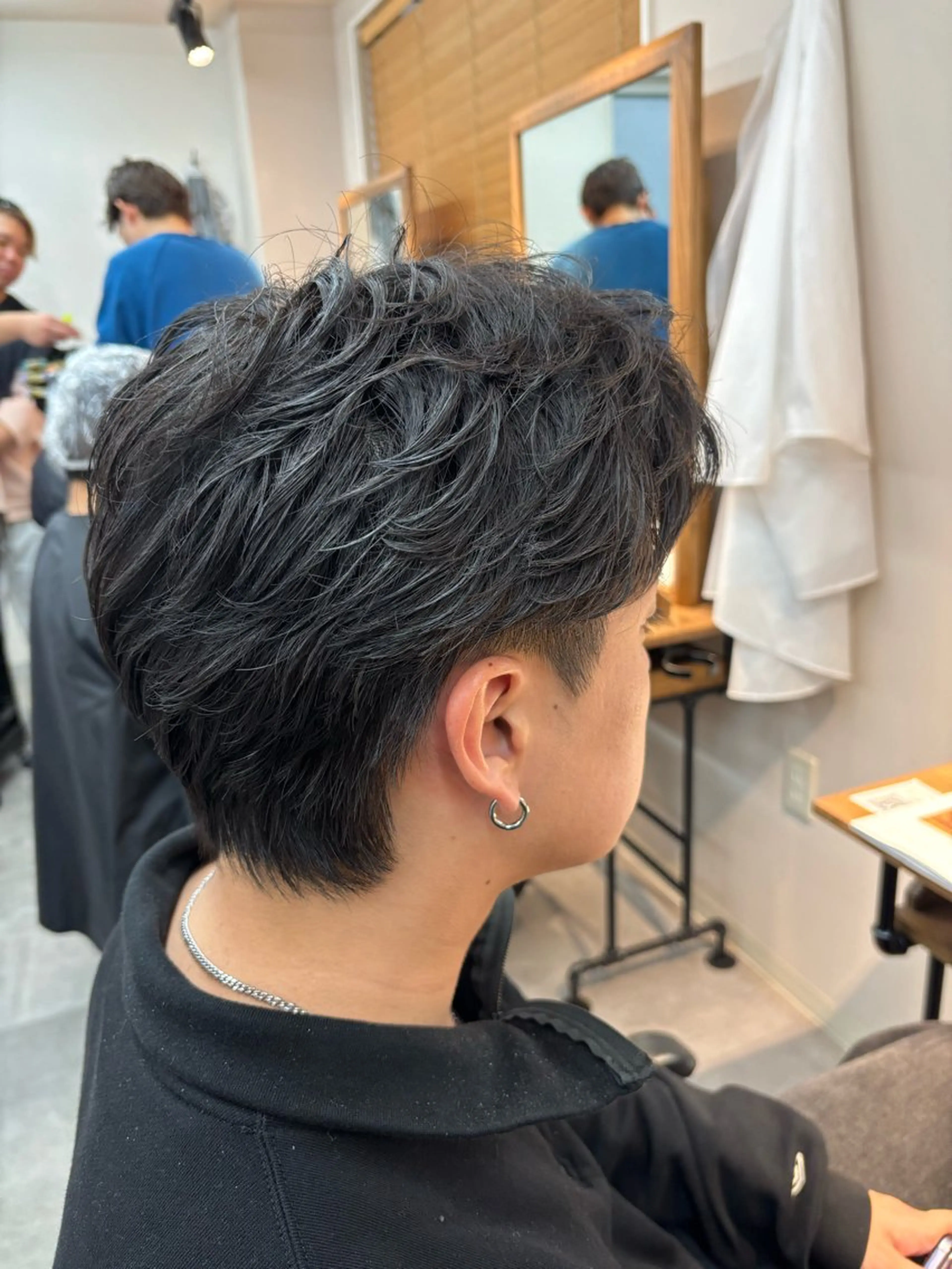 パーマ メンズ フェザーパーマ メンズパーマ カット パーマ フェザーパーマ/韓国 /メンズカット保立のヘアスタイル