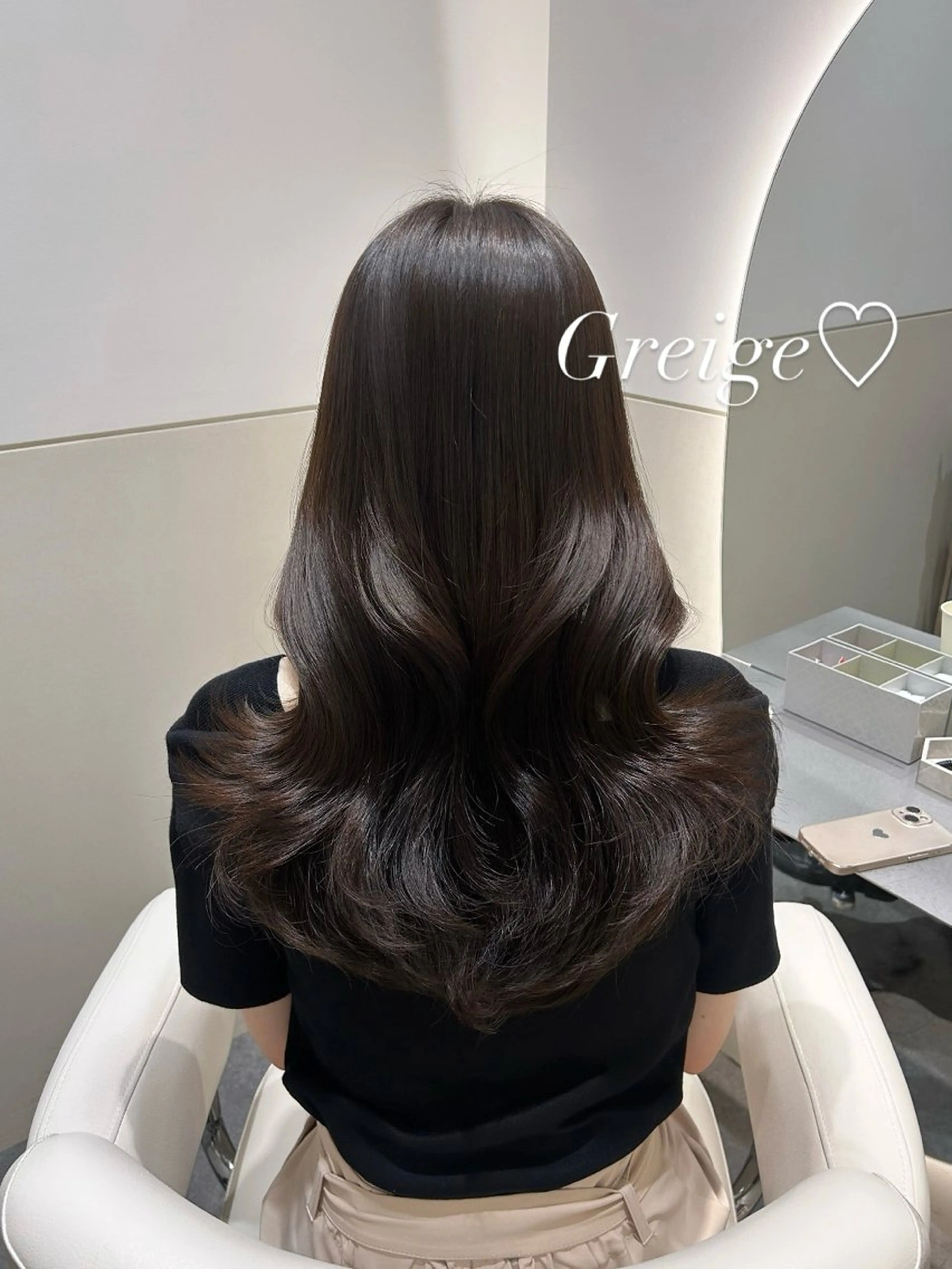 ロング カラー グレージュ レイヤーカット カット ヘアカラー トリートメント 🩷韓国ヘア/ミディ アム🩷Maikaのヘアスタイル