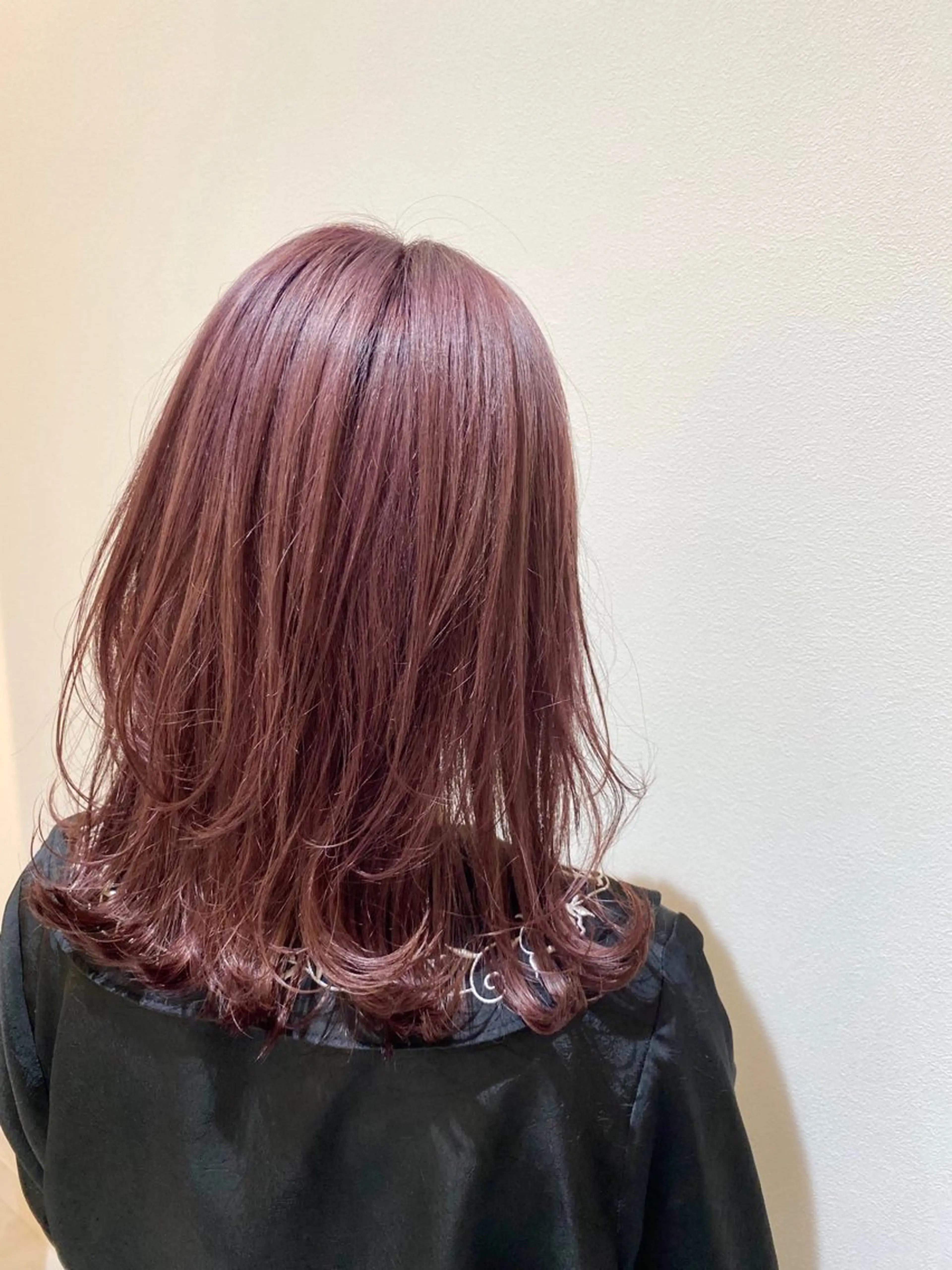 ロング カラー ブリーチ ラベンダーカラー ピンクカラー ピンクラベンダー ウルフカット 韓国ヘア nanahaのヘアスタイル