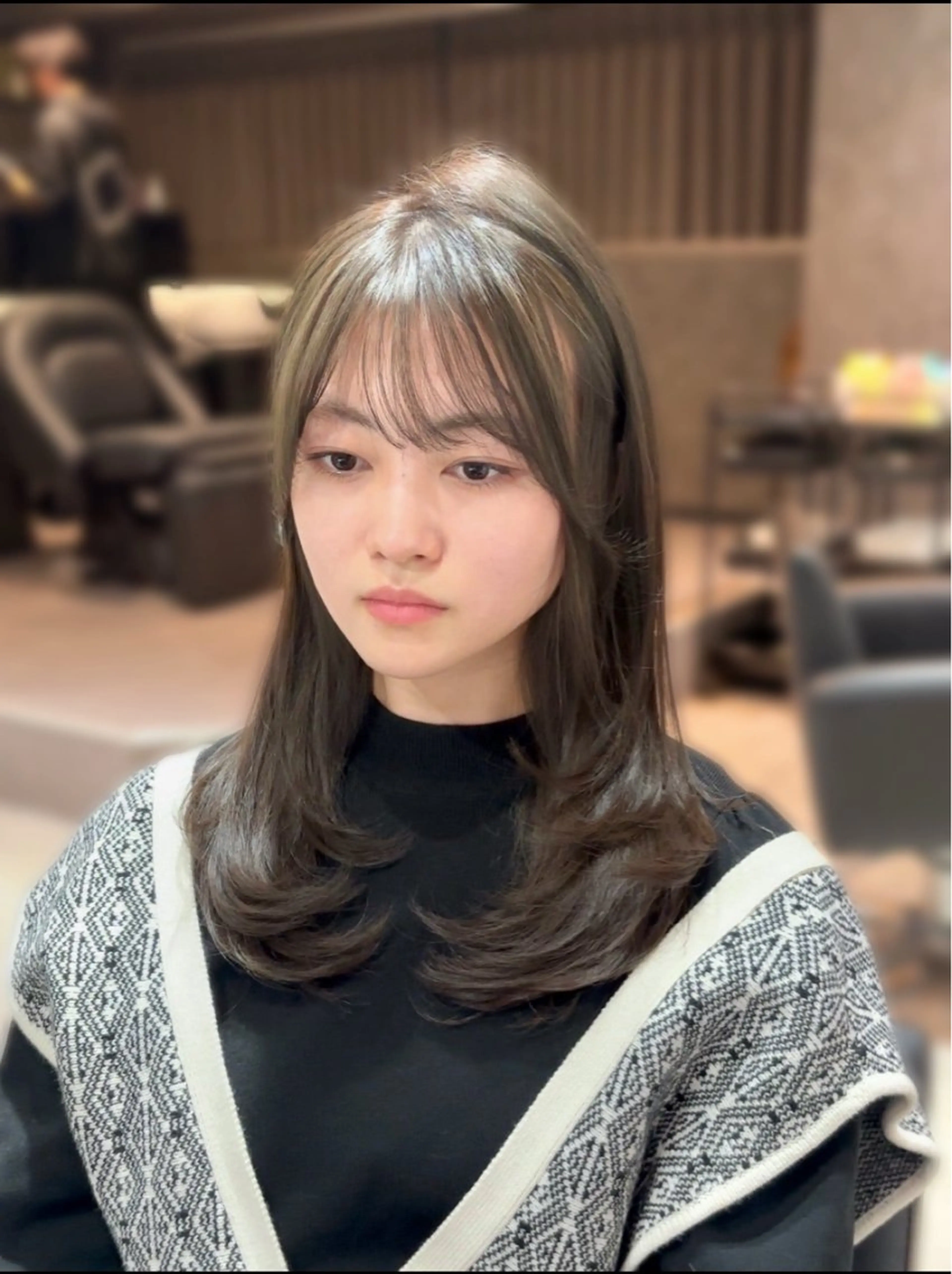 セミロング カット ヘアカラー トリートメント 新宿/韓国メンズ RIKUパーマのヘアスタイル