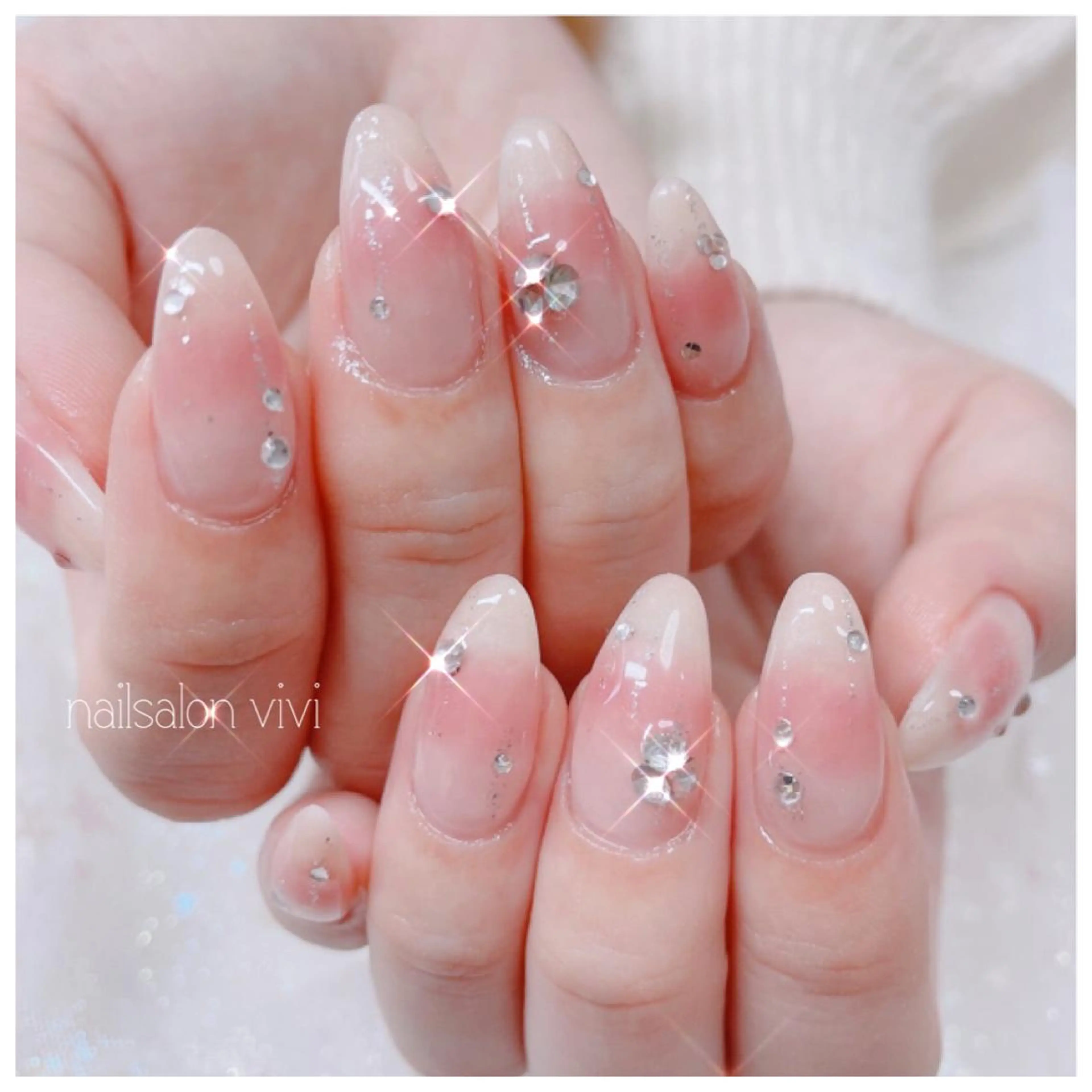 ネイル ＶＩＶＩ nailsalonのネイルデザイン