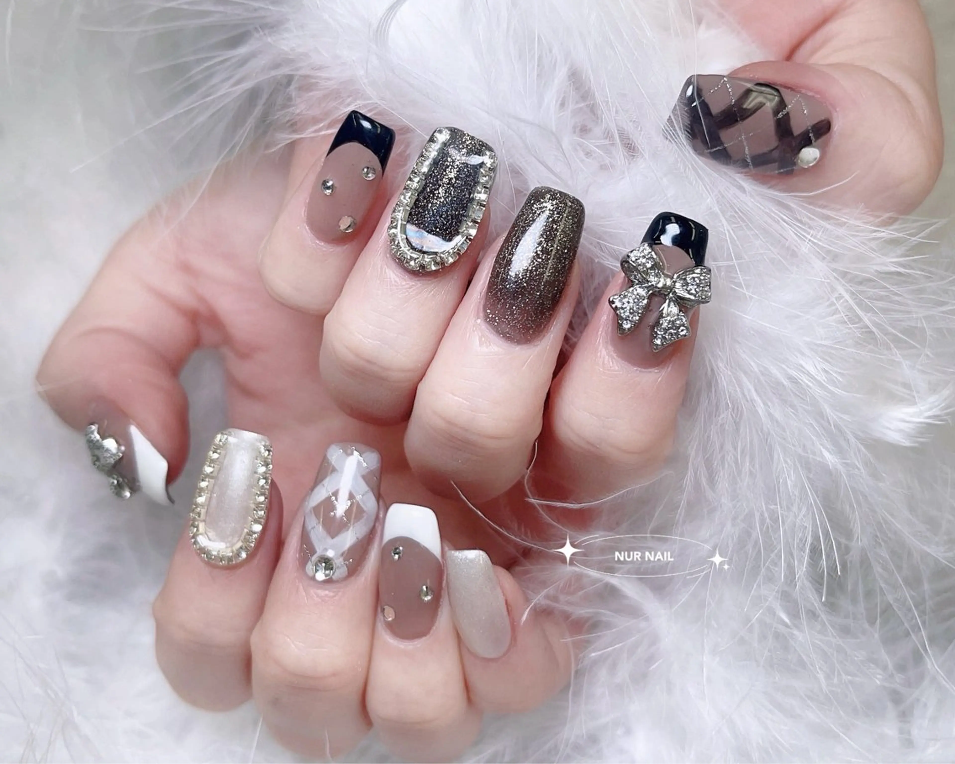 カラー 🫧NUR NAIL✨のネイルデザイン