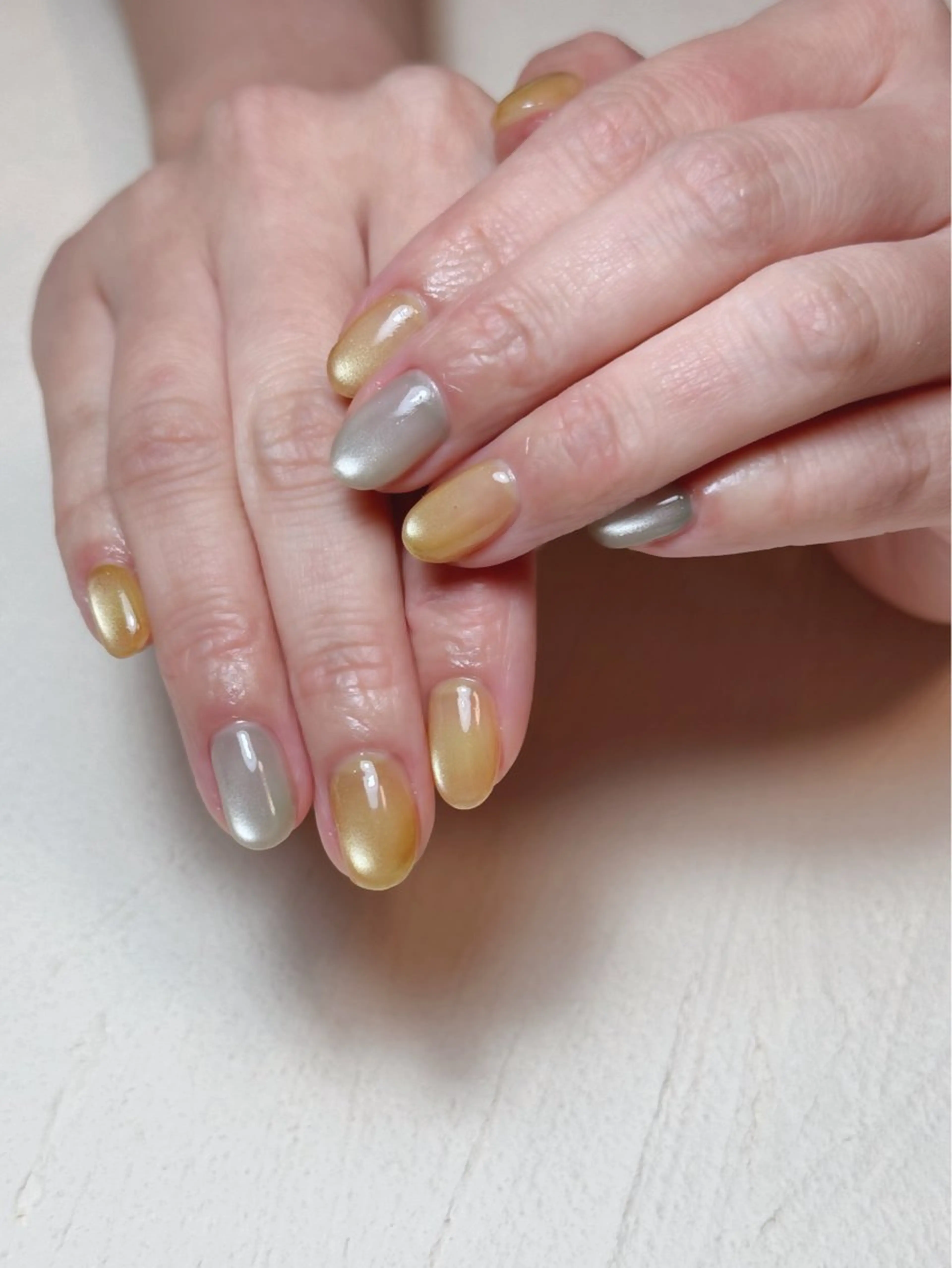 ネイル ハンドネイル Tiny Glowのネイルデザイン