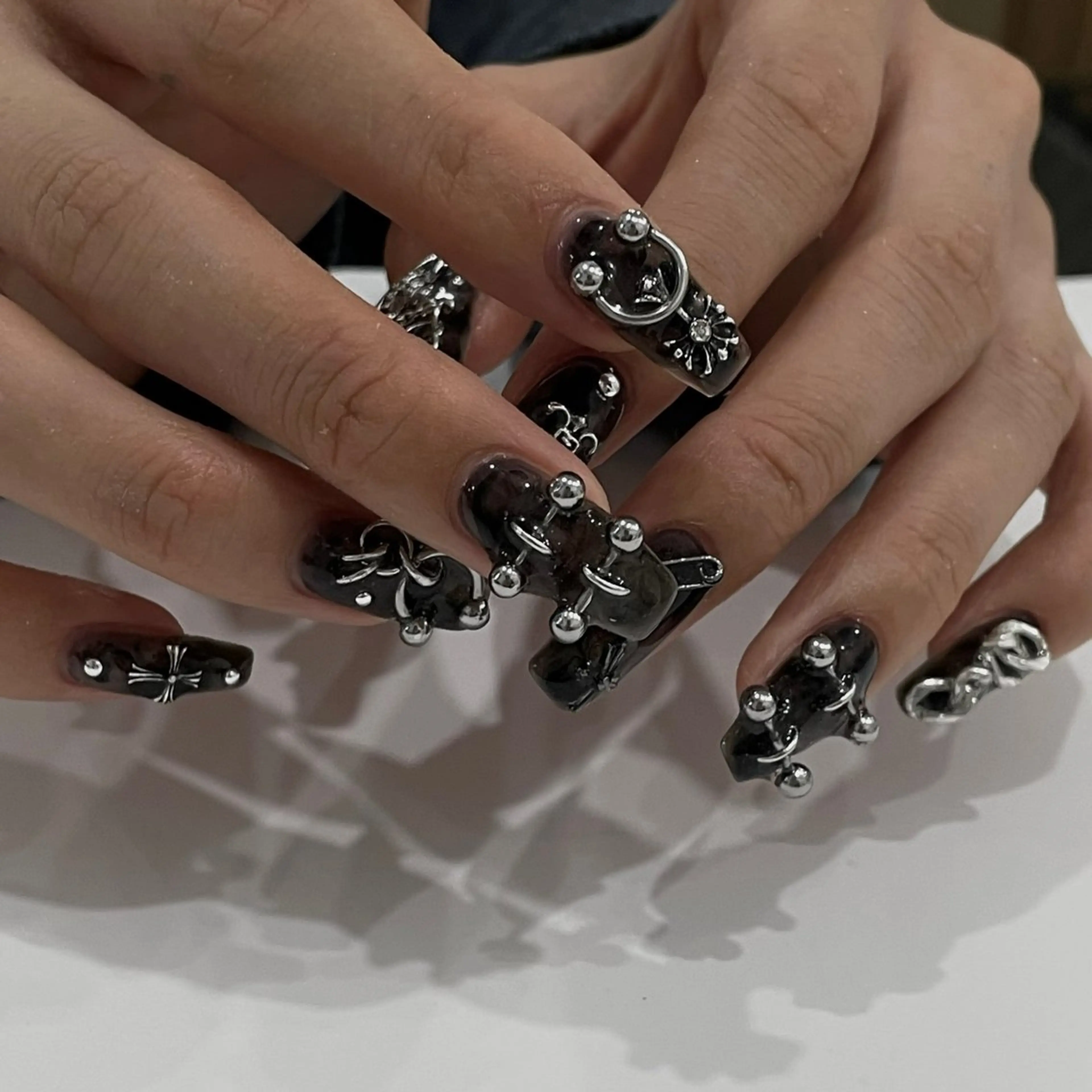 ネイル NOLIMIT.OSAKA所属・NOLIMIT AYUMIのネイルデザイン