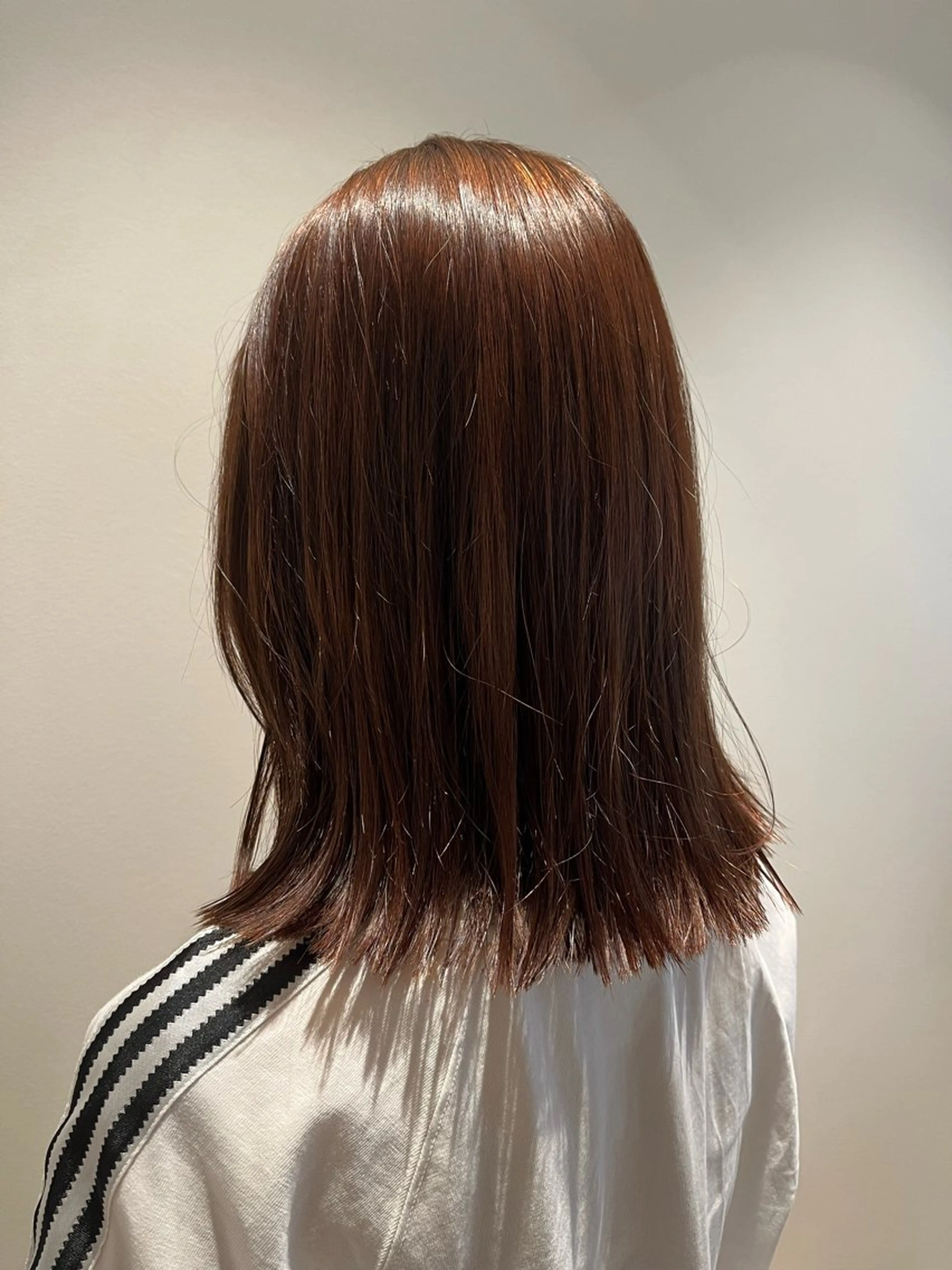 ミディアム ボブ 顔まわりレイヤー 顔周りカット レイヤーカット 外ハネヘア レイヤー/髪質改善/ 14年/Hideのヘアスタイル