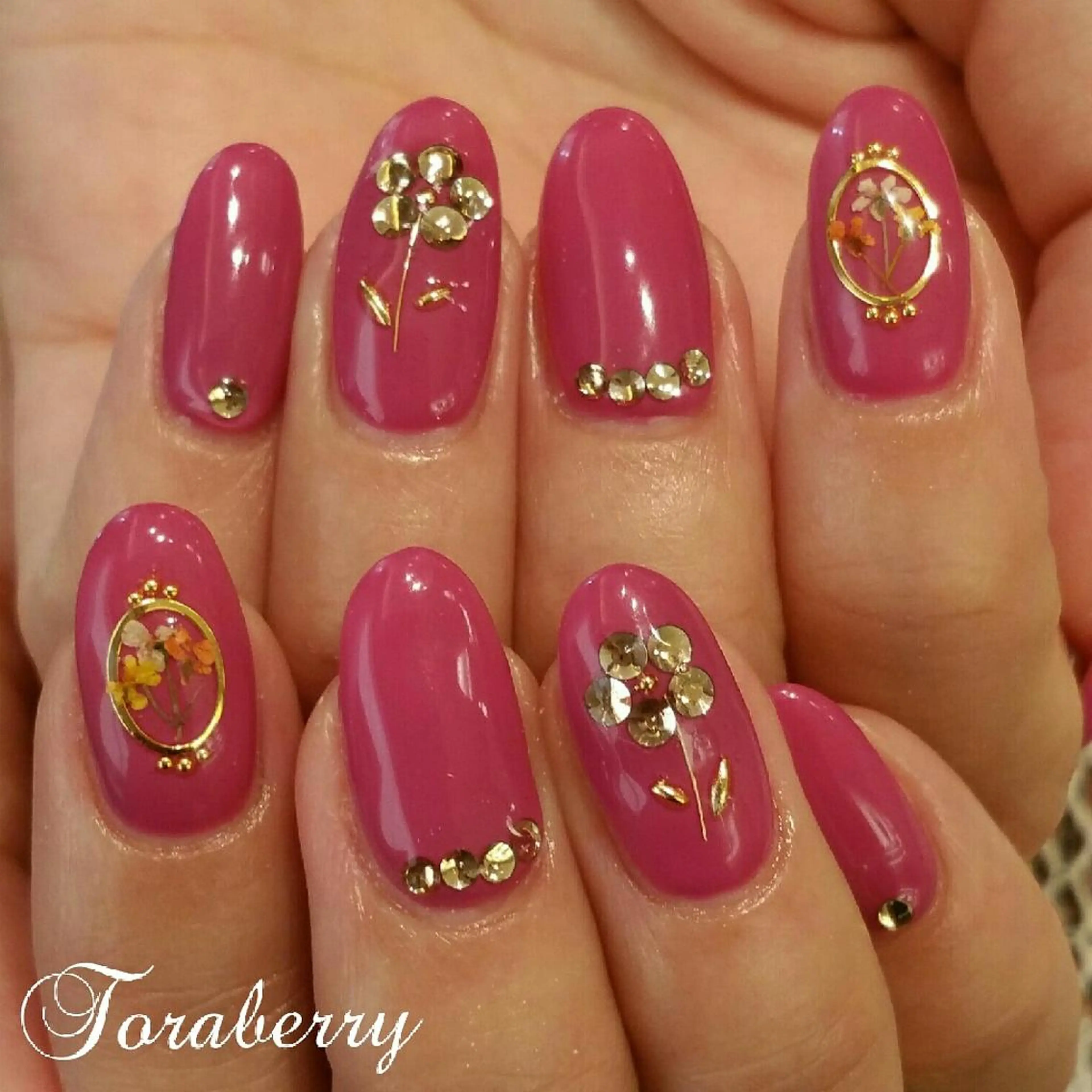 ネイル ネイリスト なつみのネイルデザイン