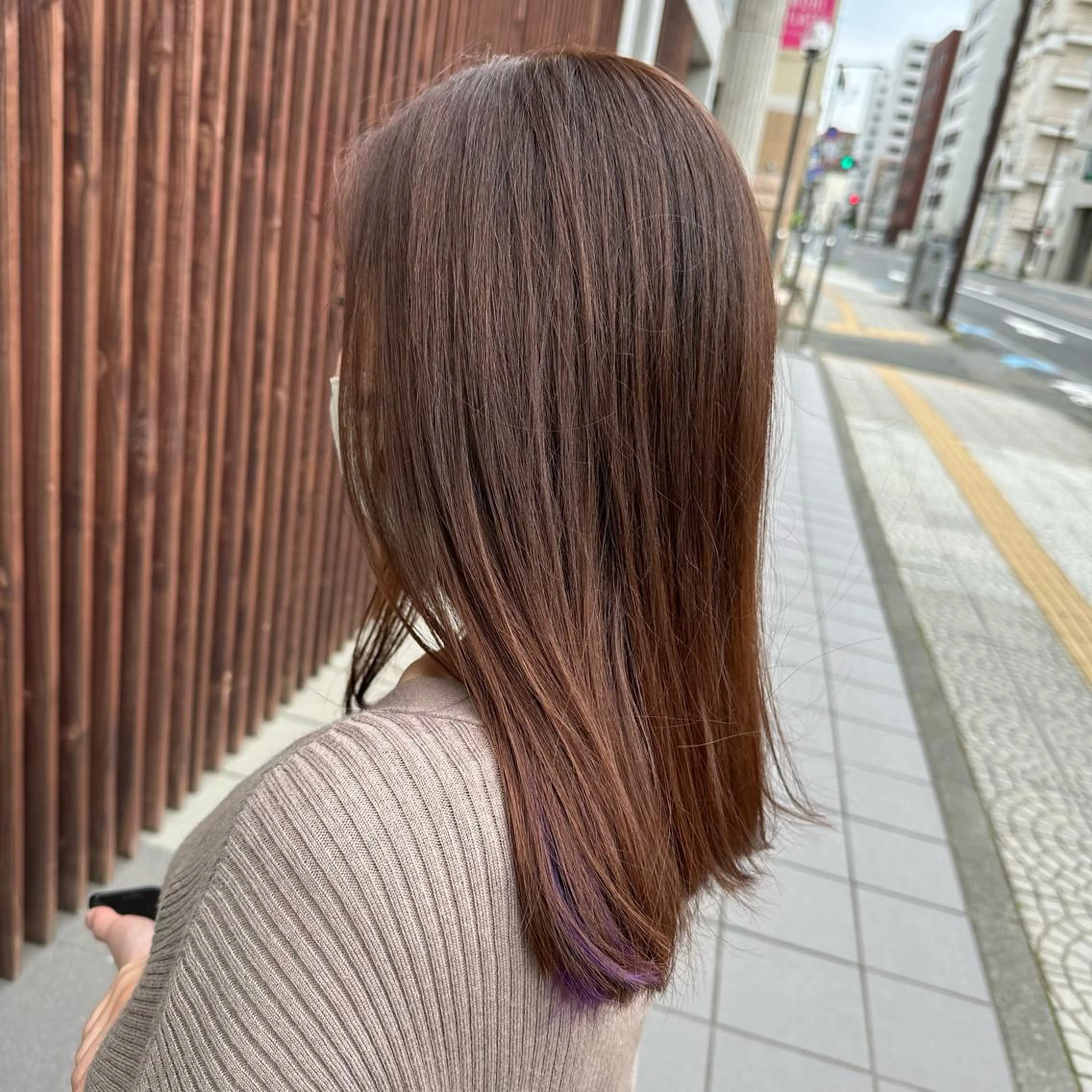 セミロング カラー 透明感カラー バイオレットカラー カット ヘアカラー インナーカラー指名 No.1菊池柊真のヘアスタイル