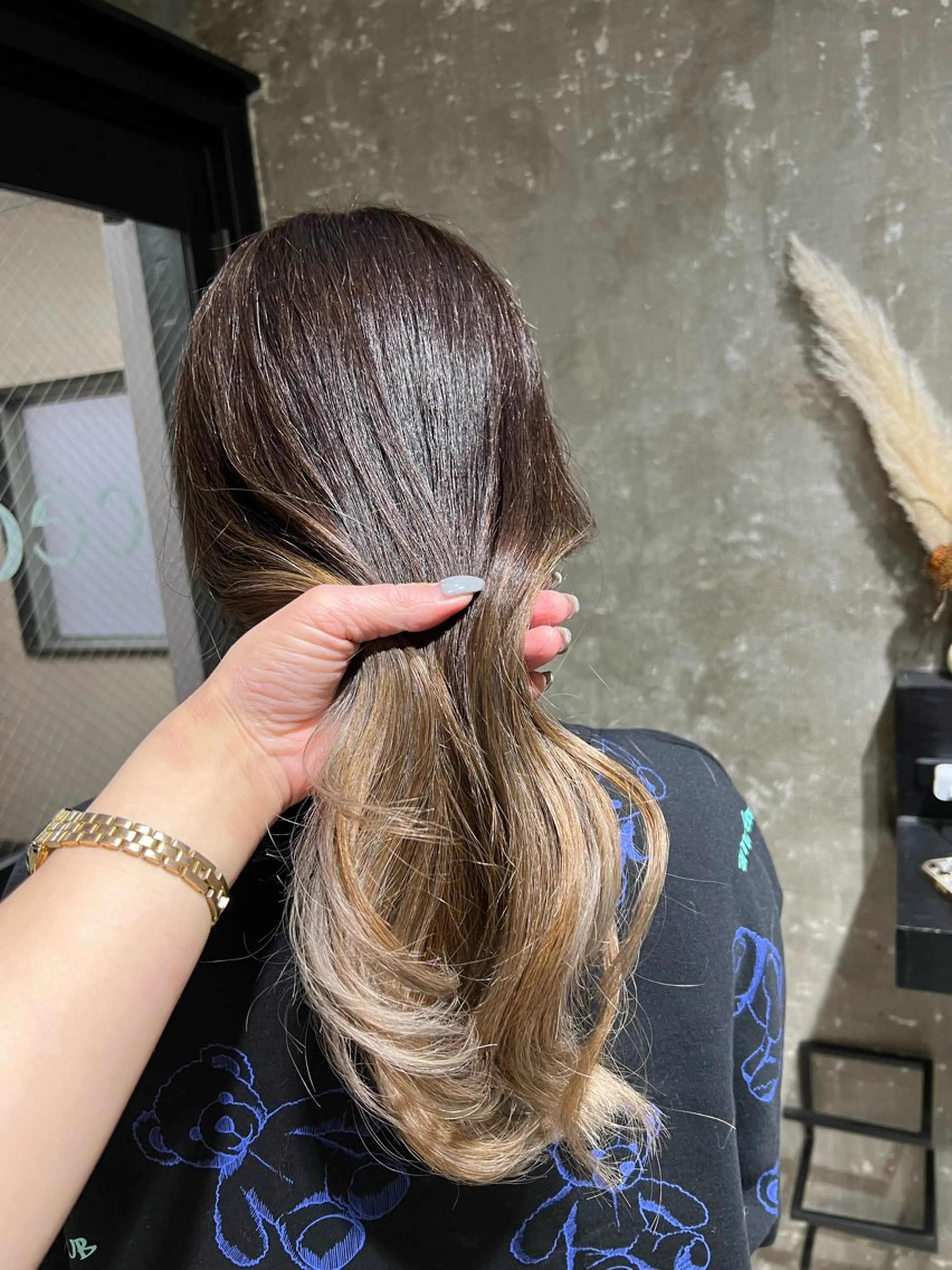 カラー 久永 菫のヘアスタイル