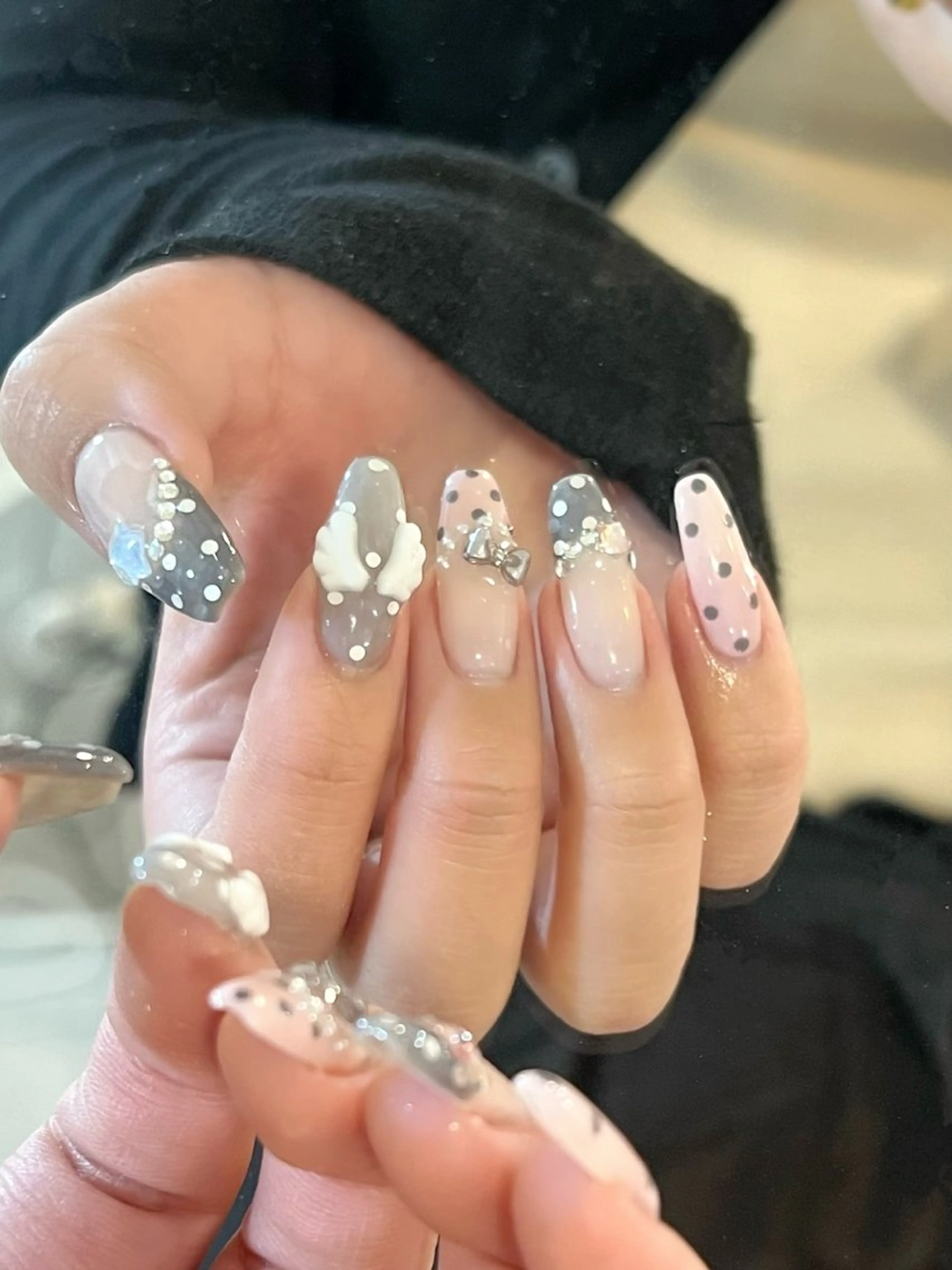 ネイル ハンドネイル sio.nail&eyebrow salon shimokitazawa2号店所属・nailist mana𖤐´-のネイルデザイン