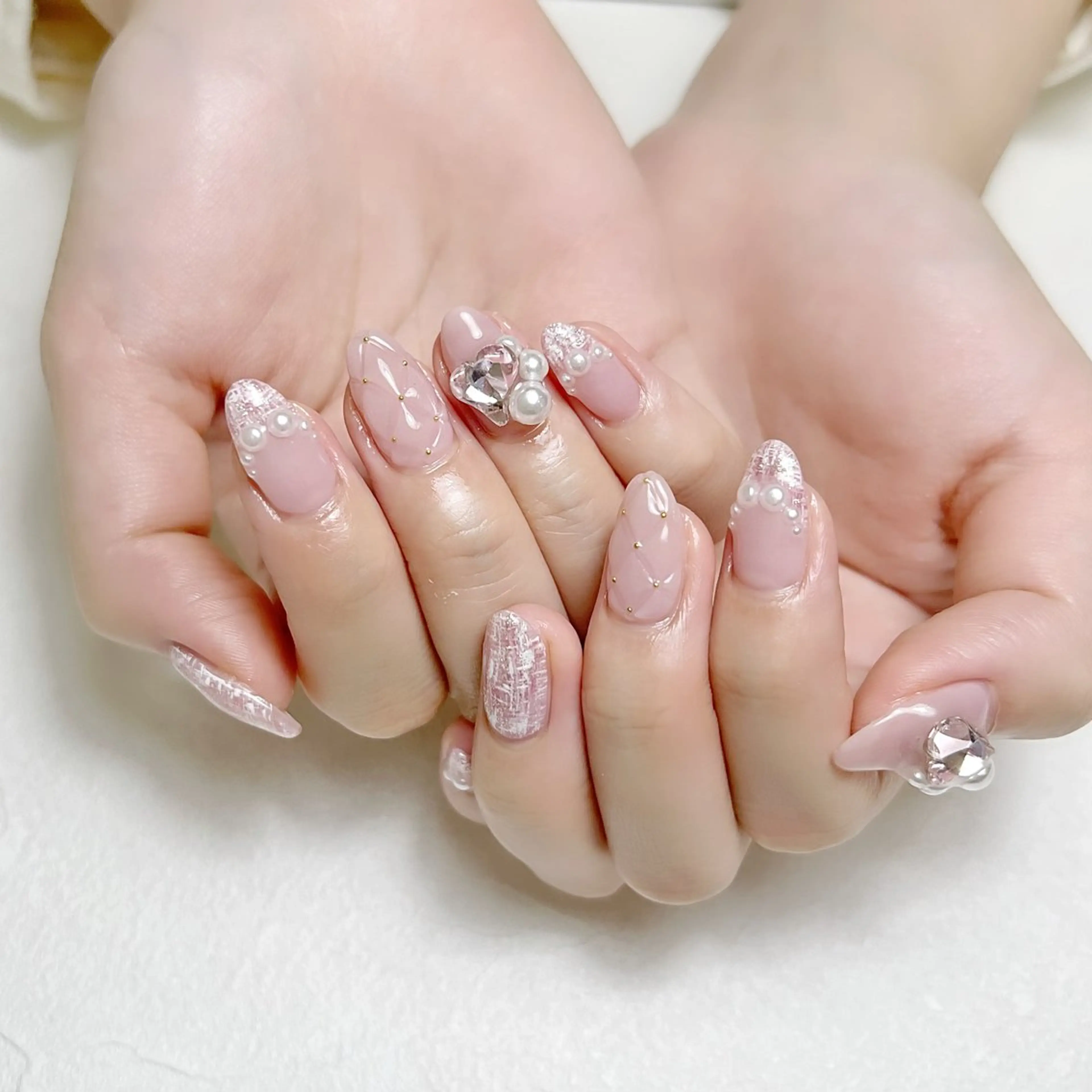 ネイル ガーリー キラキラネイル 韓国ネイル ピンク ツイードネイル rouse nail RISATOのネイルデザイン