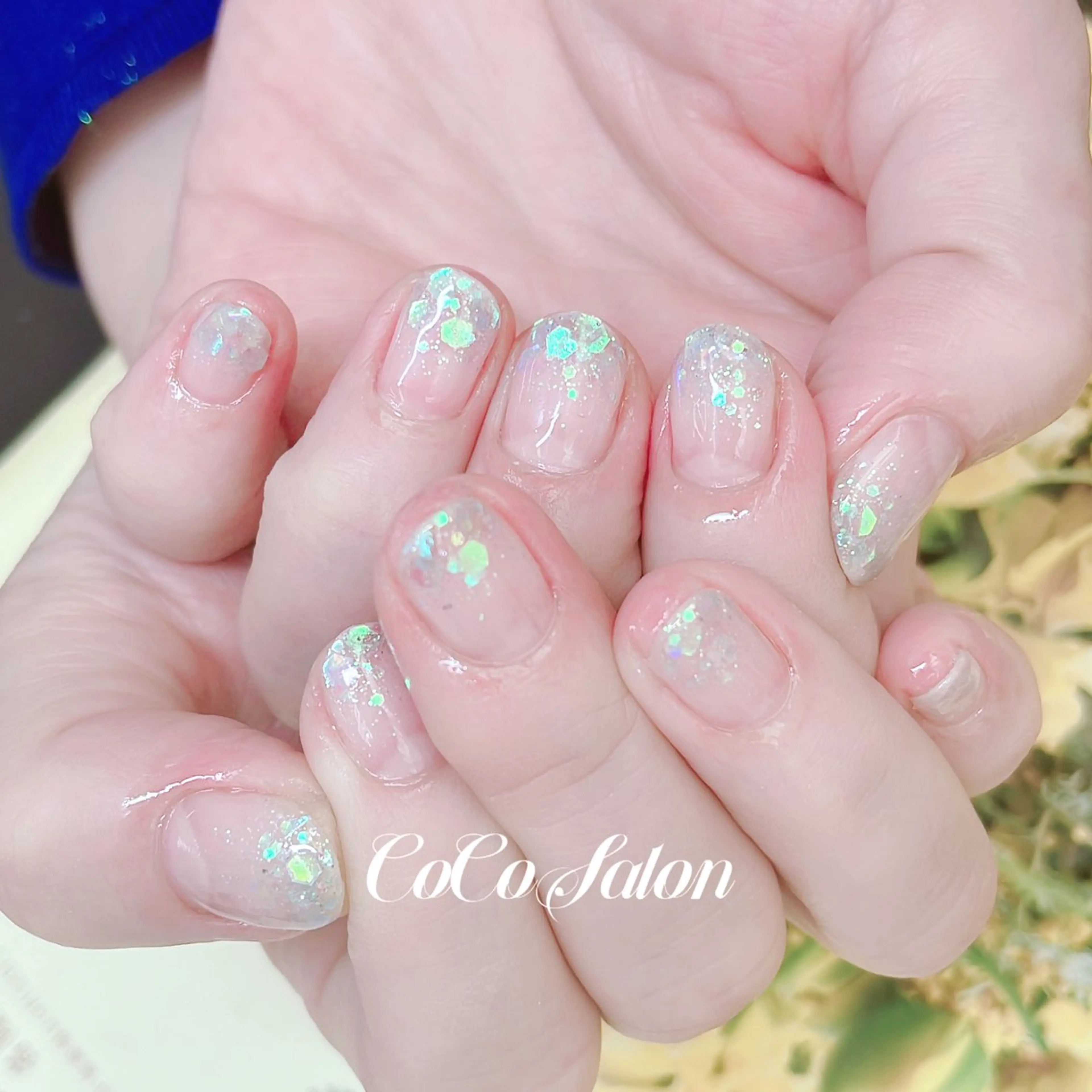 ネイル オーロラネイル ジェルネイル グラデーション ホログラムネイル キラキラネイル ハンドネイル CoCoSalon ネイル/まつ毛予約のネイルデザイン