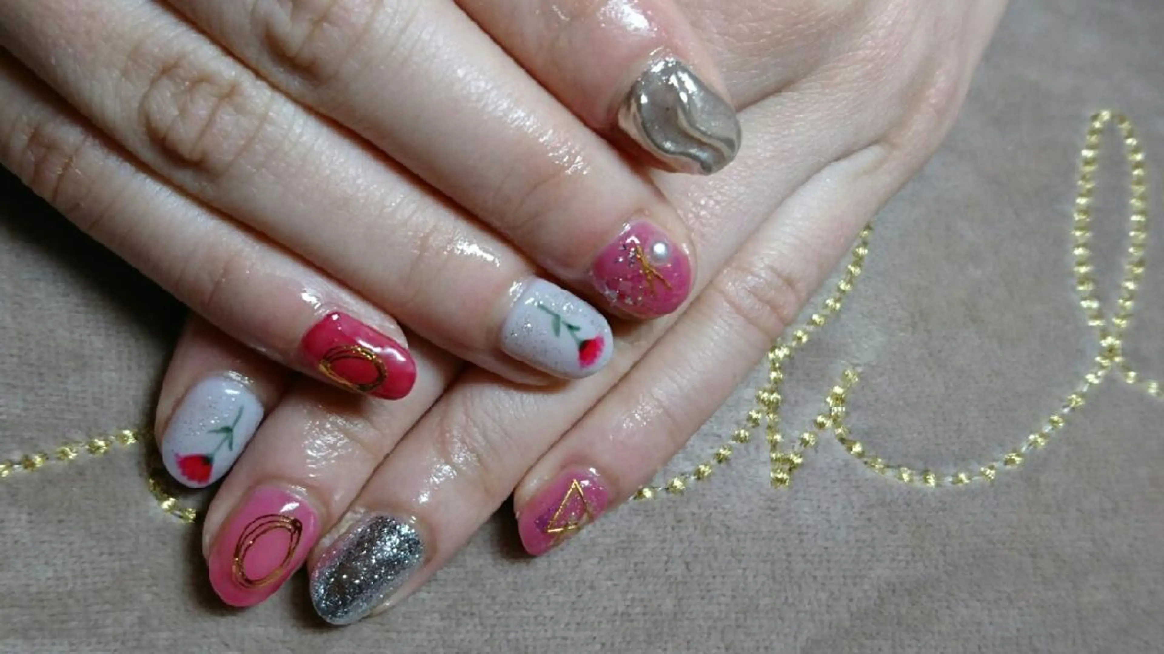 ネイル LAVISH nail salonのヘアスタイル