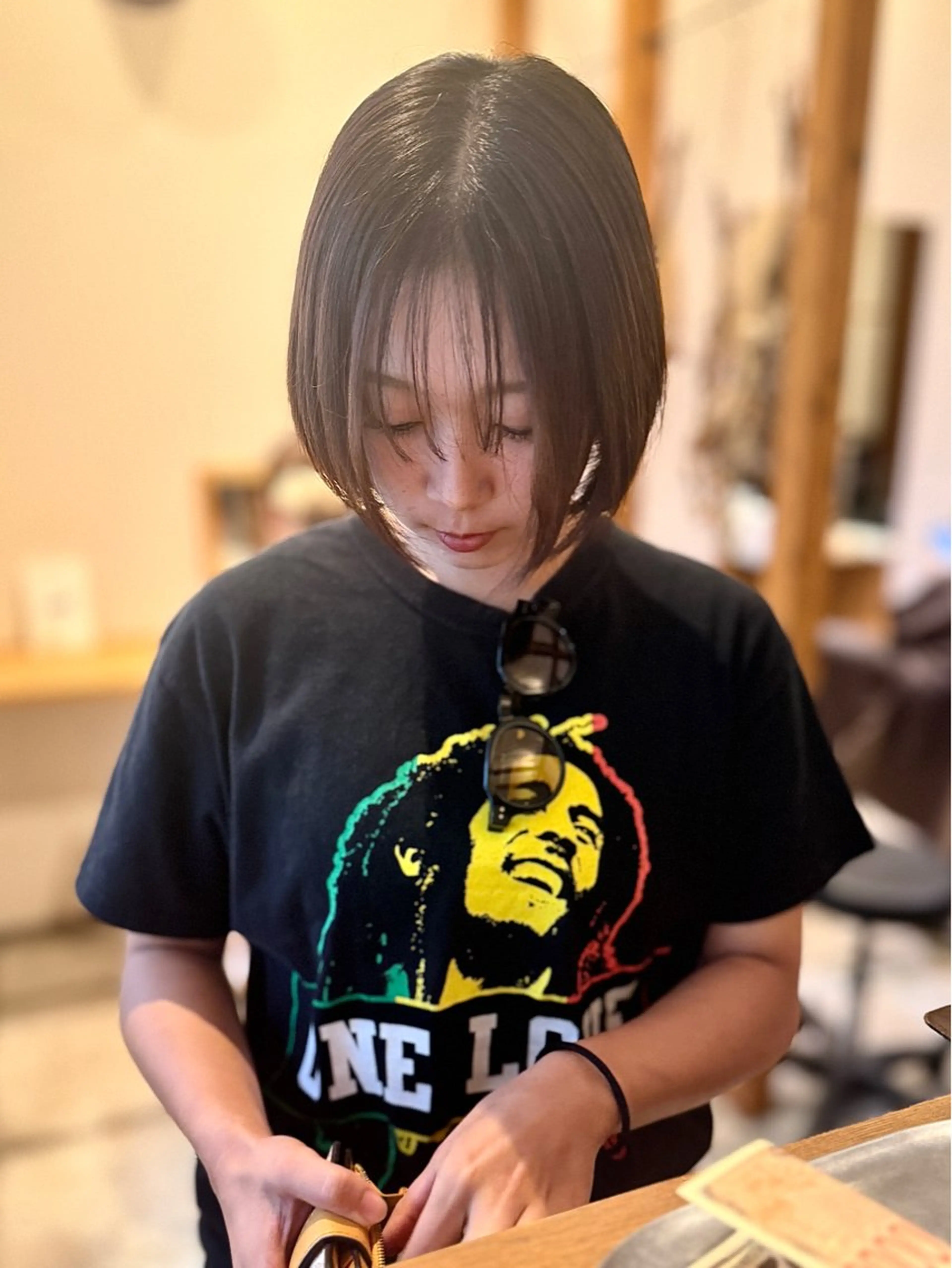 ミディアム カラー カット ヘアカラー ‎🤍江坂 ハヤシアヤナ‎🤍のヘアスタイル