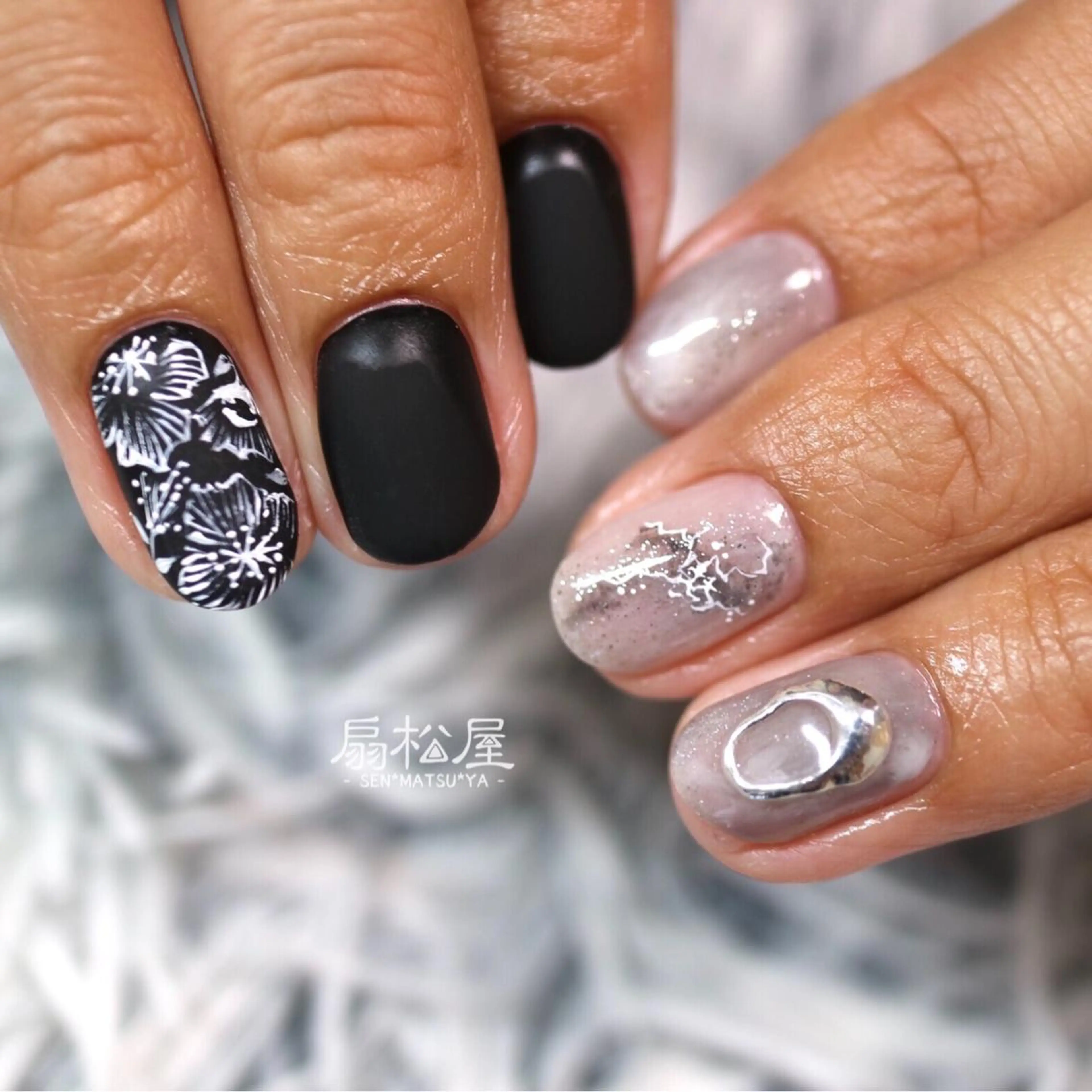 ネイル アートネイル フラワーネイル ニュアンスネイル 扇松屋 marie.nのネイルデザイン