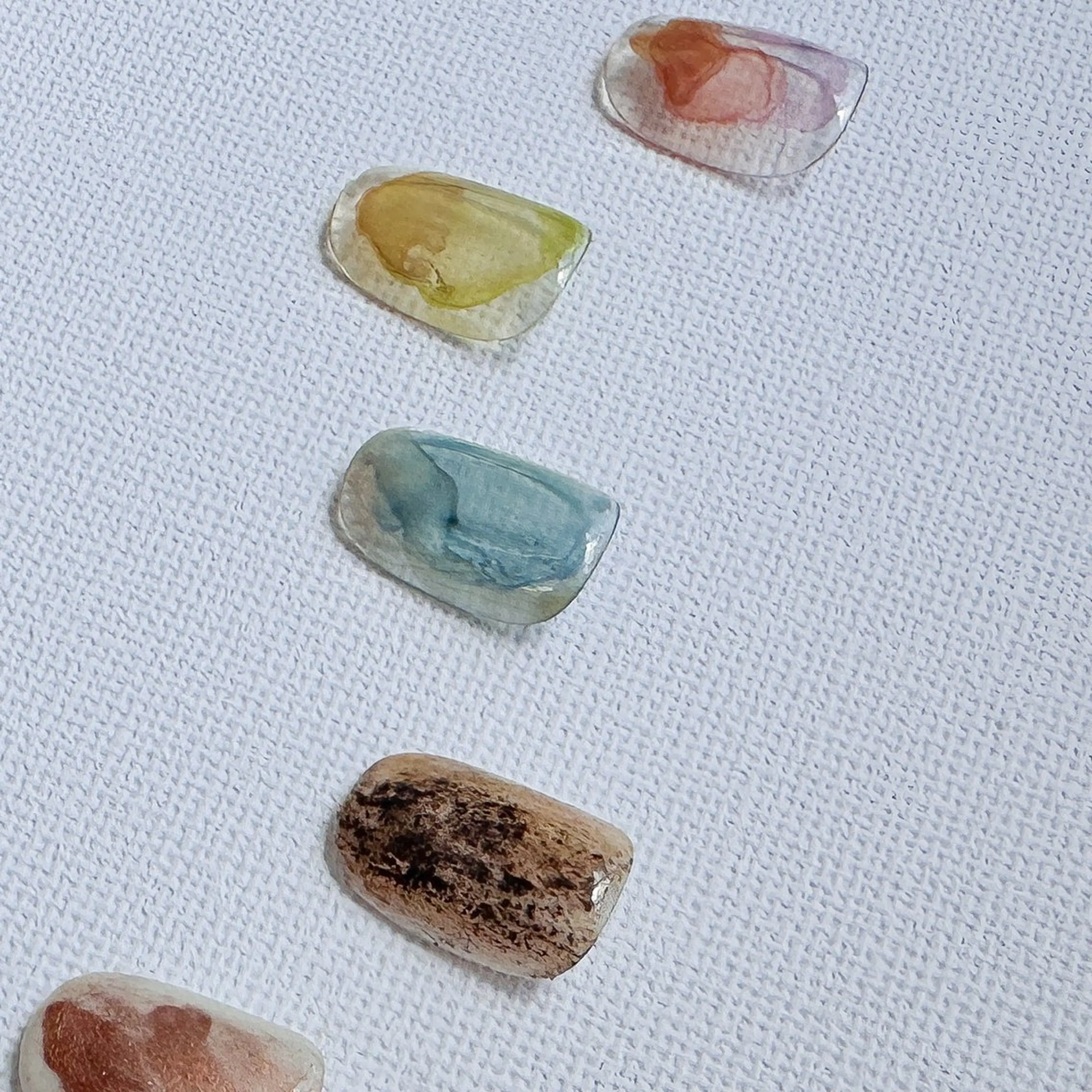 ネイル ブルー ブラウン クリアネイル ゴールド ニュアンスネイル ハンドネイル pointillé .ayaのネイルデザイン