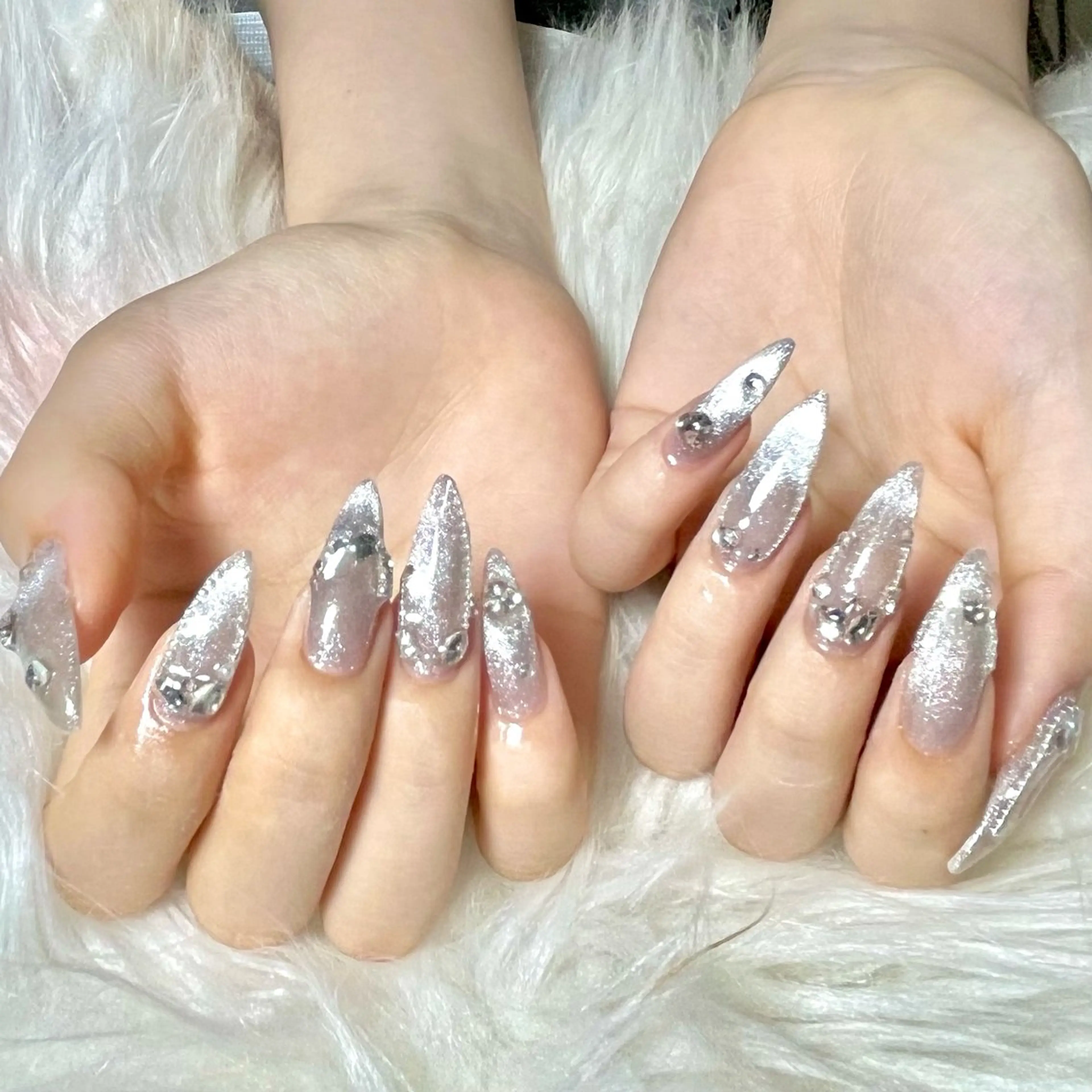 ネイル ハンドネイル ハンドケア hohomi .のネイルデザイン