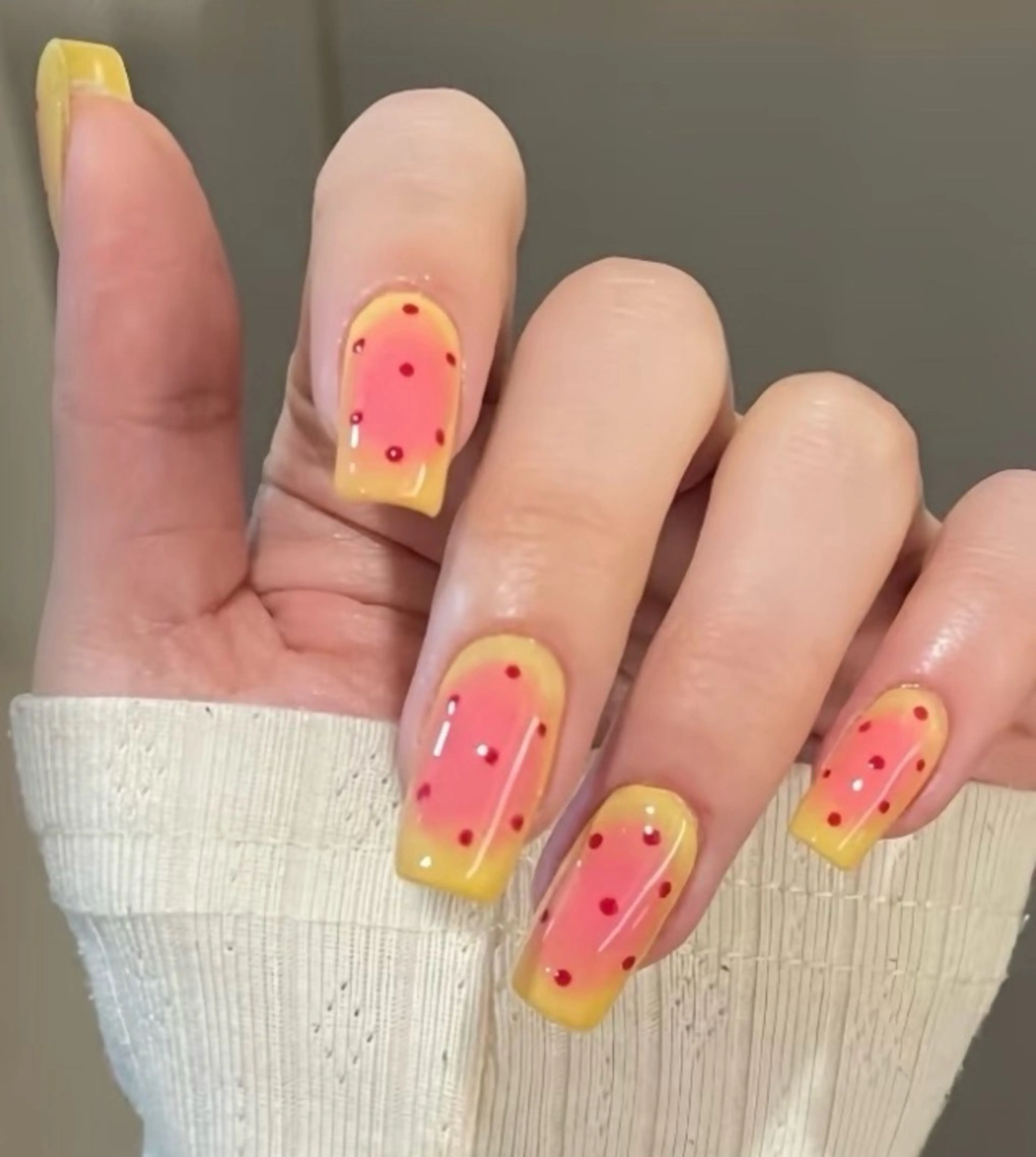 ネイル ハンドネイル H3 Nail Tsuki🦋💙のネイルデザイン