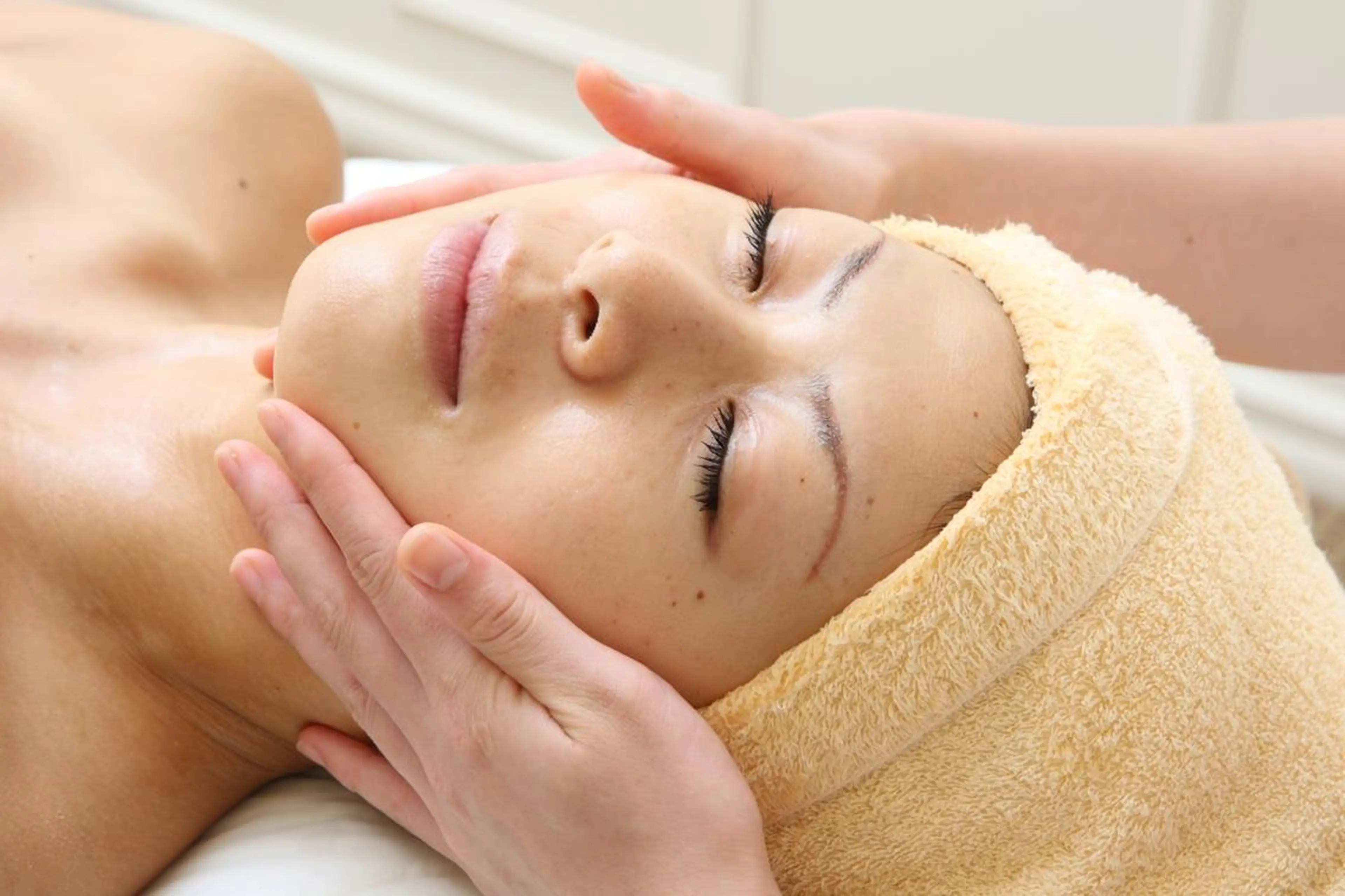 エステdeティアラ せんげん台☆の眉毛・アイブロウイメージ