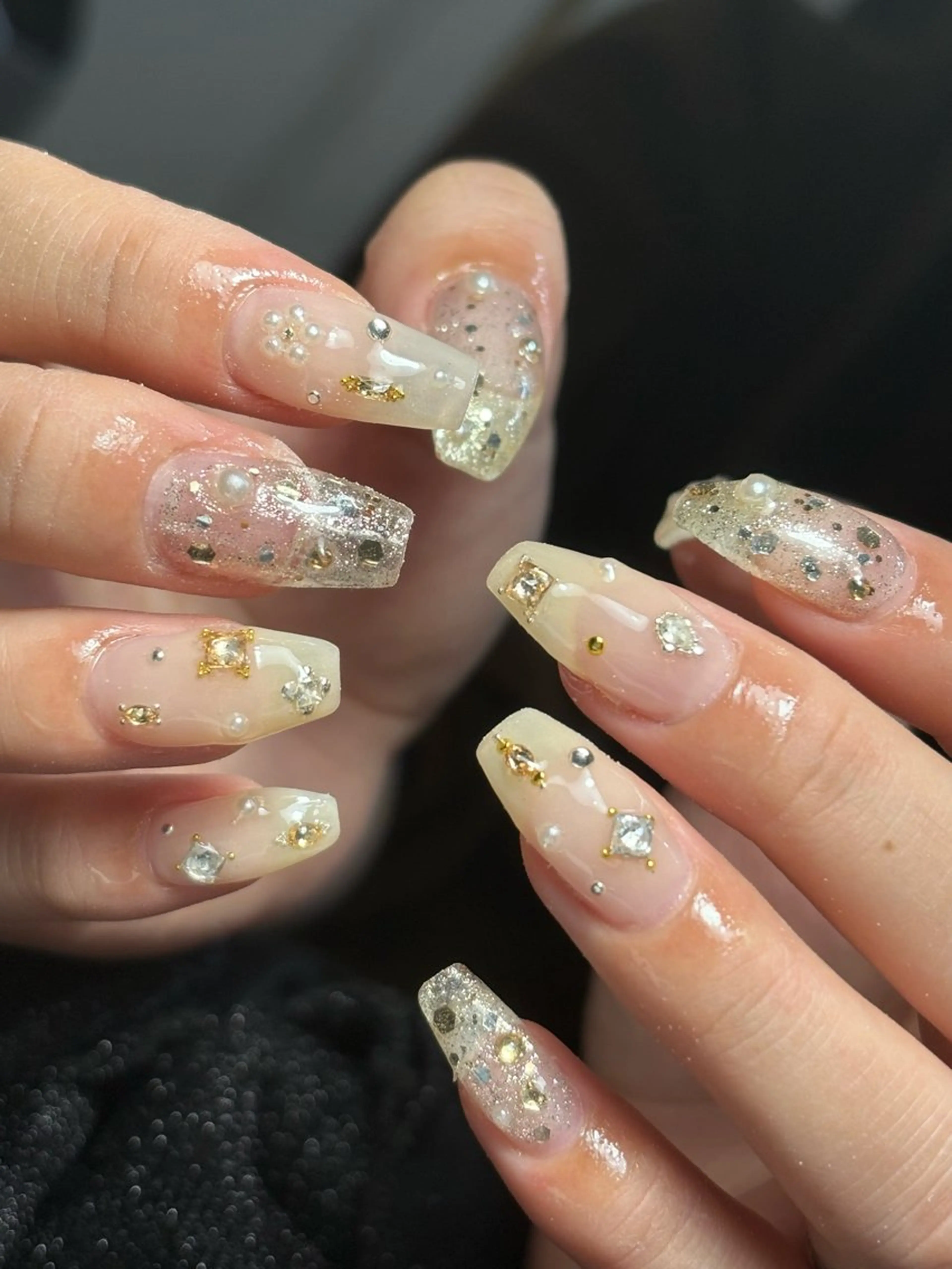 ネイル ハンドネイル フットネイル ✴︎ Delightのネイルデザイン