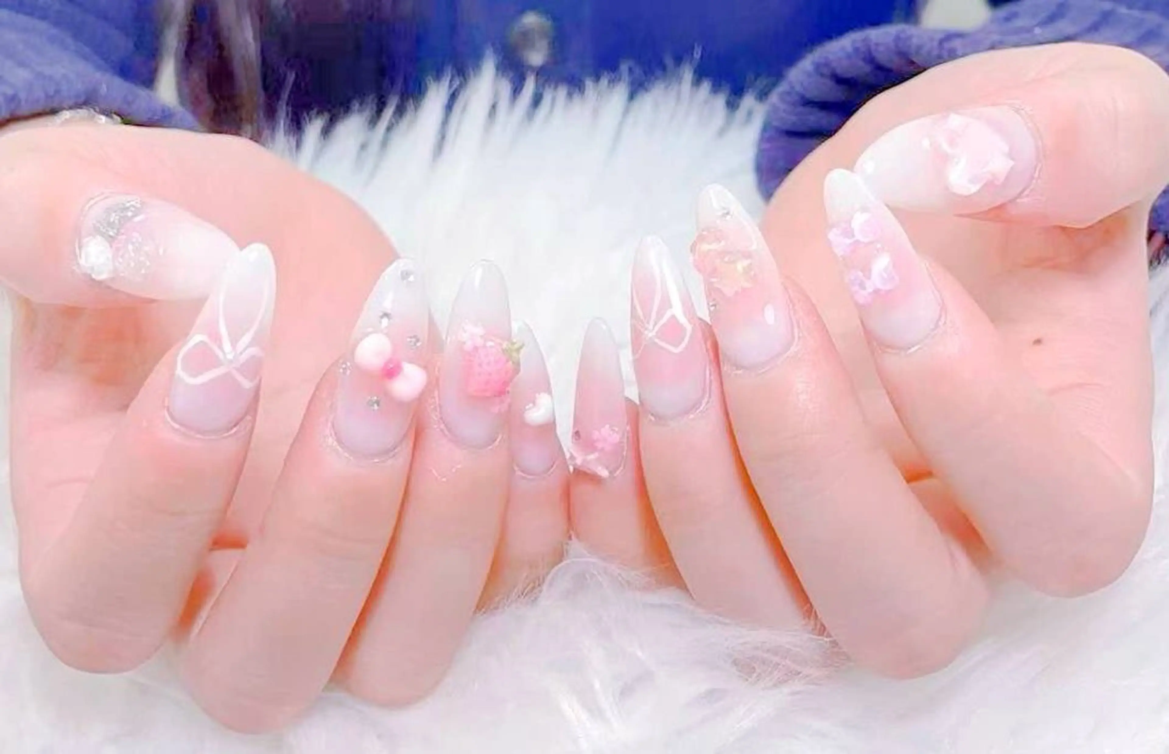 ネイル 小島 千尋のネイルデザイン