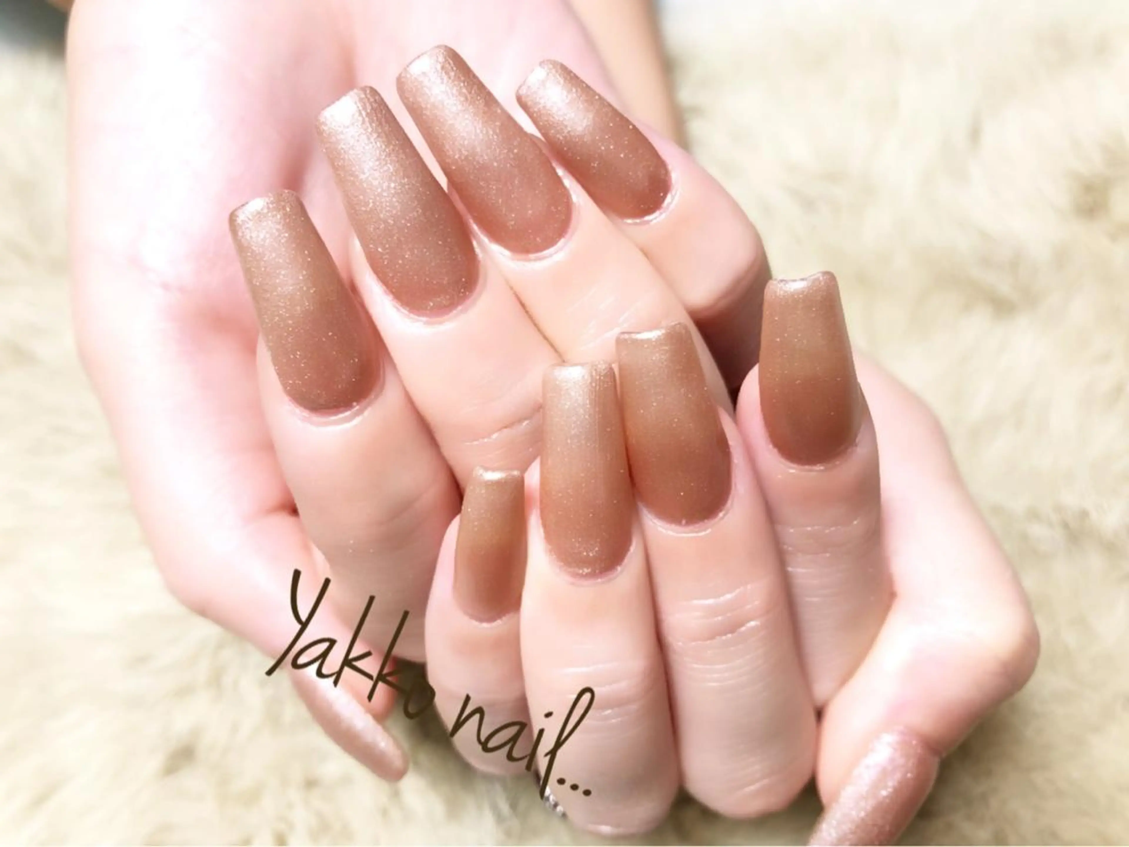 ロング ネイル Yakko pas á pasのネイルデザイン