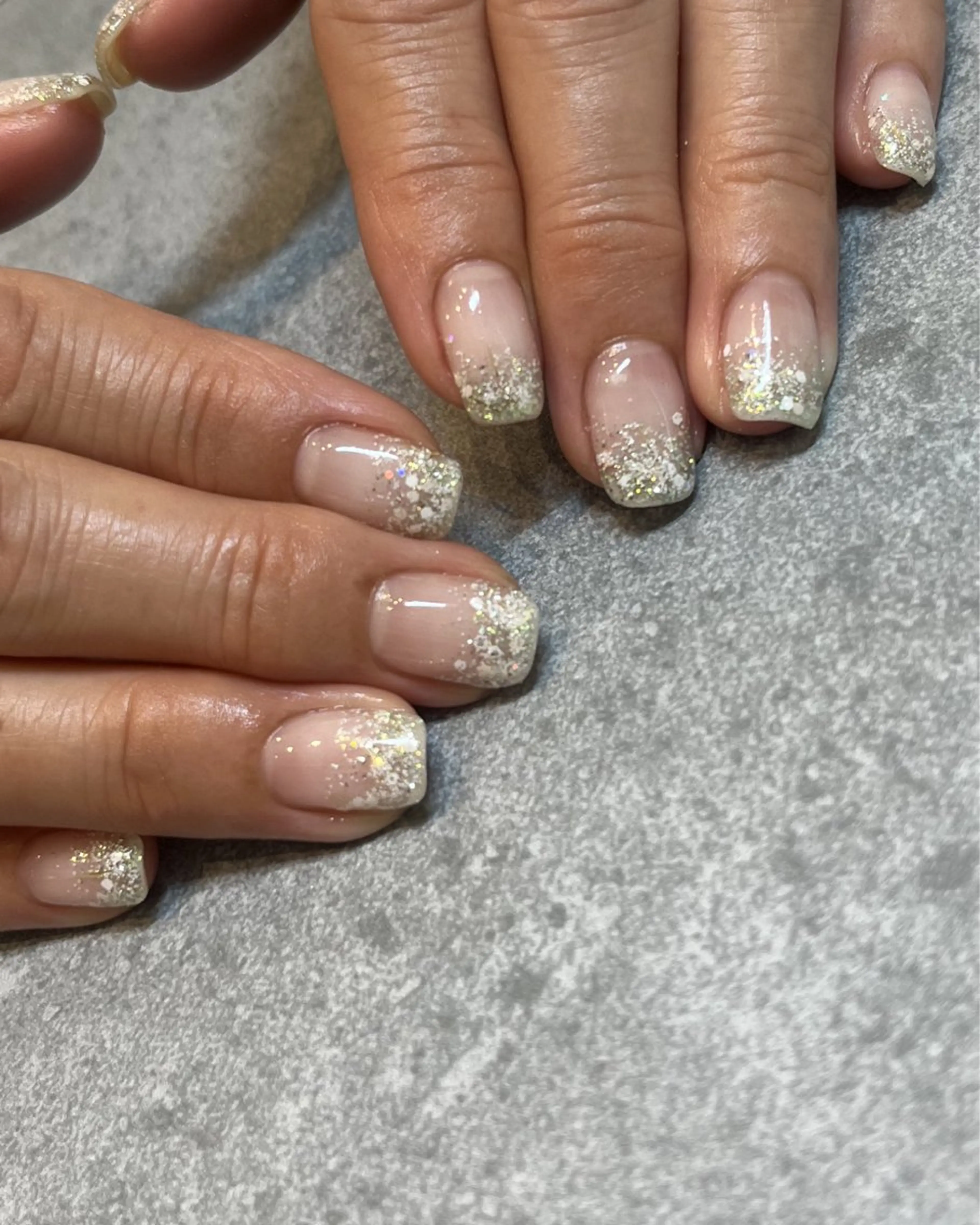 ネイル グラデーション ラメ(グリッター) ラメグラデーション Pearl nail 辻堂店/ ちかこのネイルデザイン