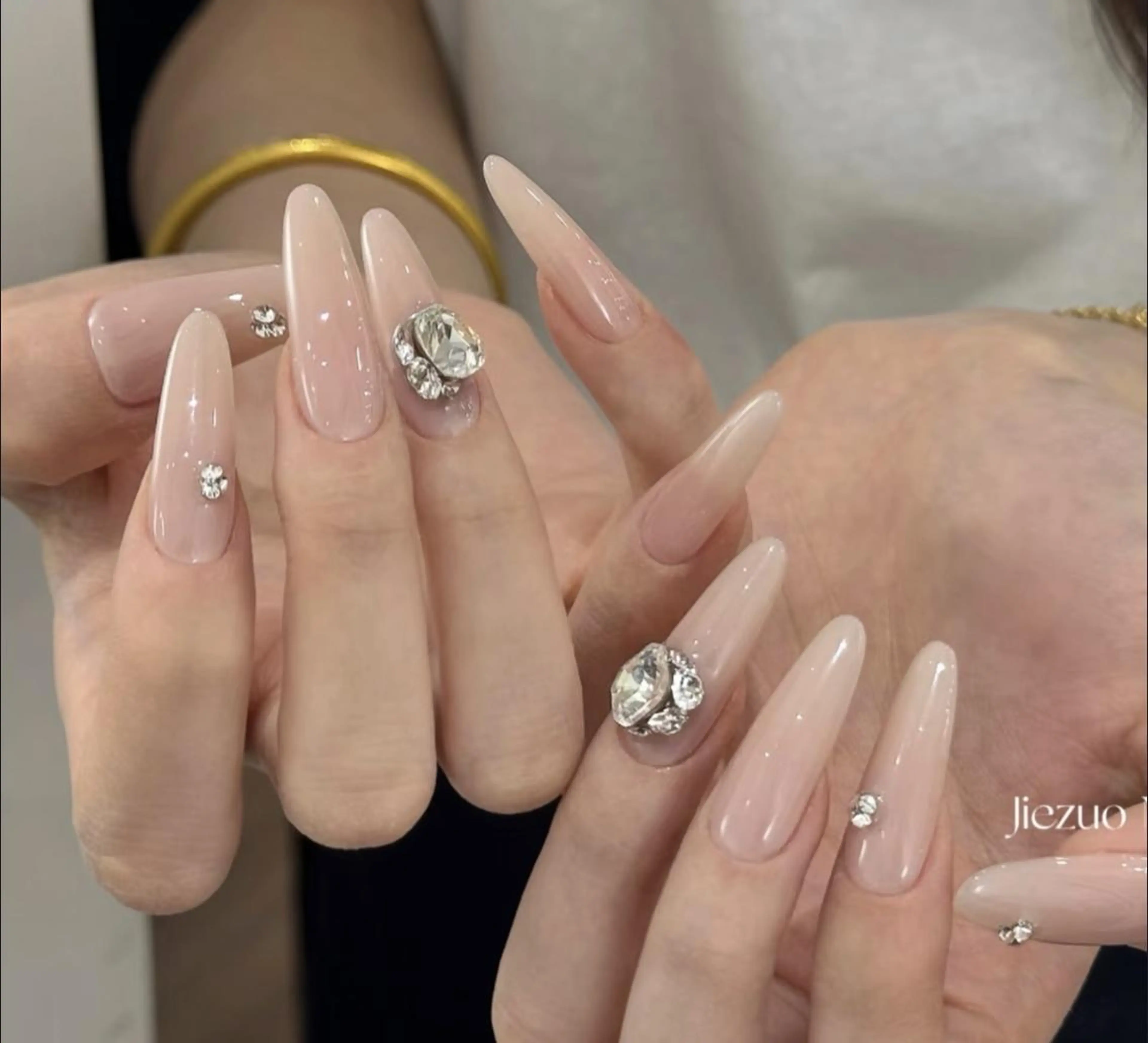 ネイル ハンドネイル ハンドケア 🍑 momo_nailのネイルデザイン