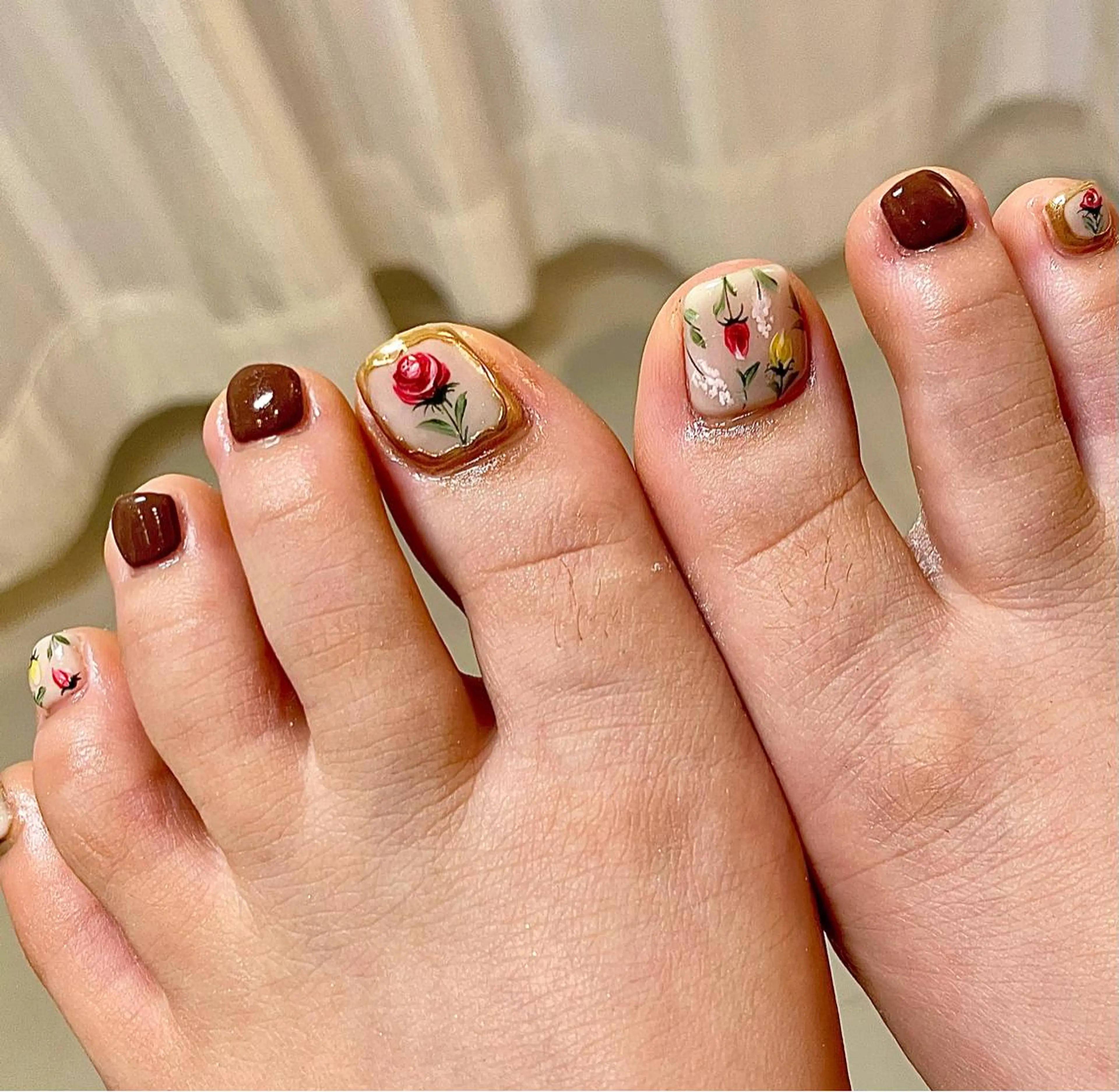 ショート カラー パーマ ヘアアレンジ メンズ キッズ ネイル マツエク・マツパ フラワーネイル ミラーネイル nail&eye Aoのマツエク・マツパデザイン