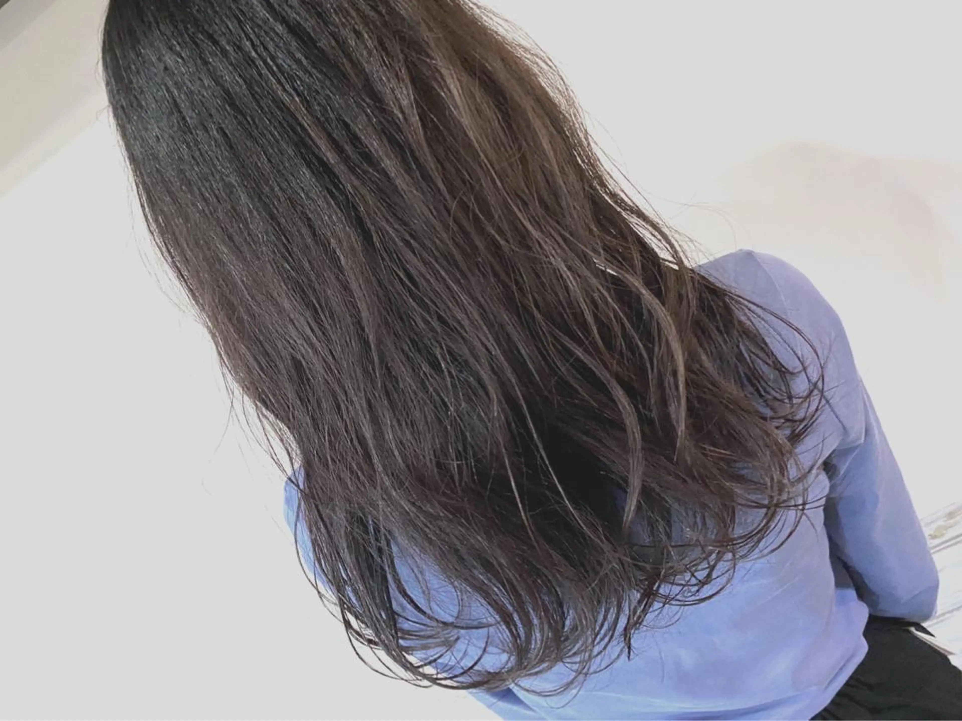 ミディアム カラー グレージュ ヘアカラー トリートメント グランルシア梅田所属・女性指名人気no.1 尾崎のヘアスタイル