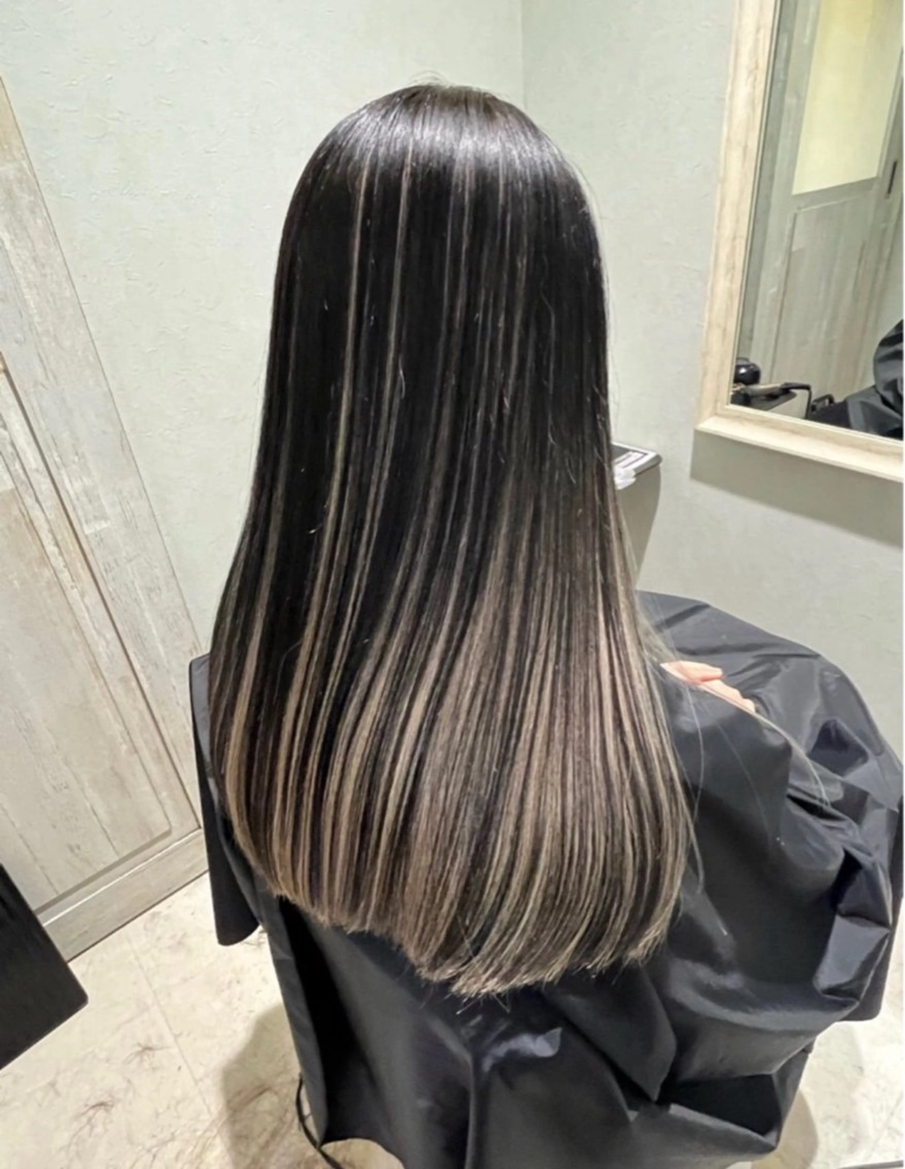 ロング カラー カット ヘアカラー 縮毛矯正 🫧🤍Ryusei 🤍🫧のヘアスタイル