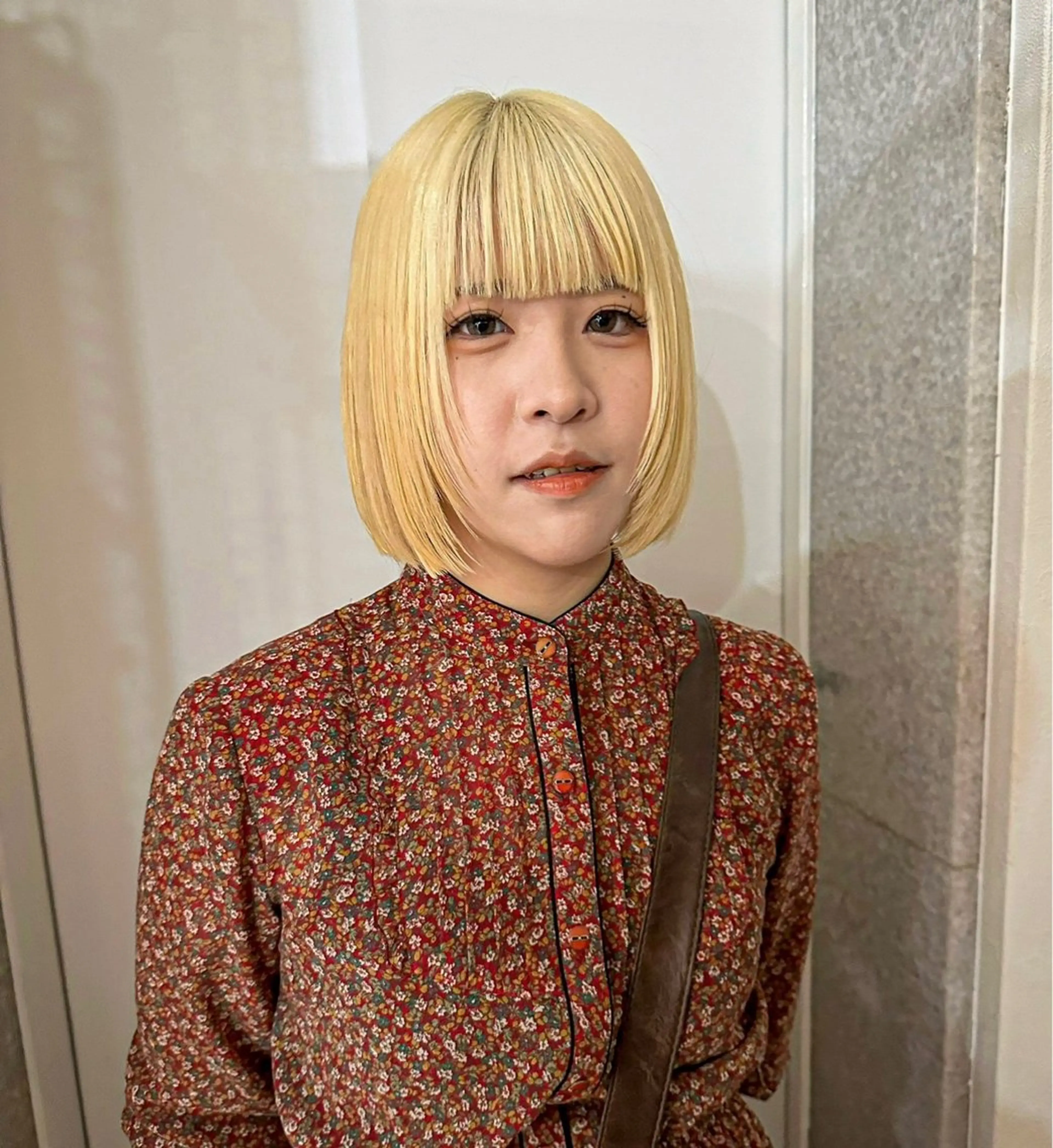 ショート ヘアカラー トリートメント 難波/心斎橋/ボブ/ 髪質改善/ハイトーンのヘアスタイル