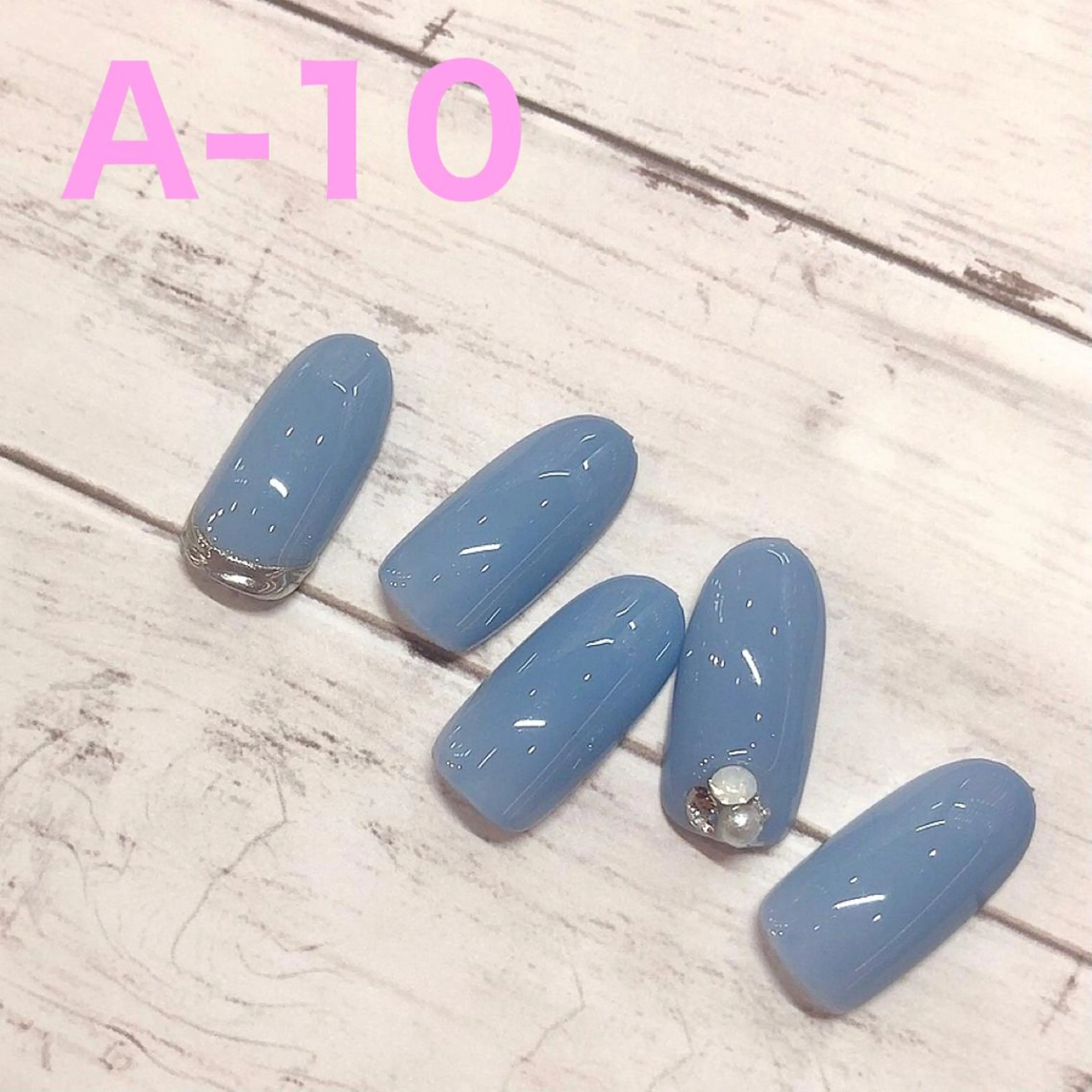 ネイル Richelle eyelash&nail 横浜店所属・二宮 はなのネイルデザイン