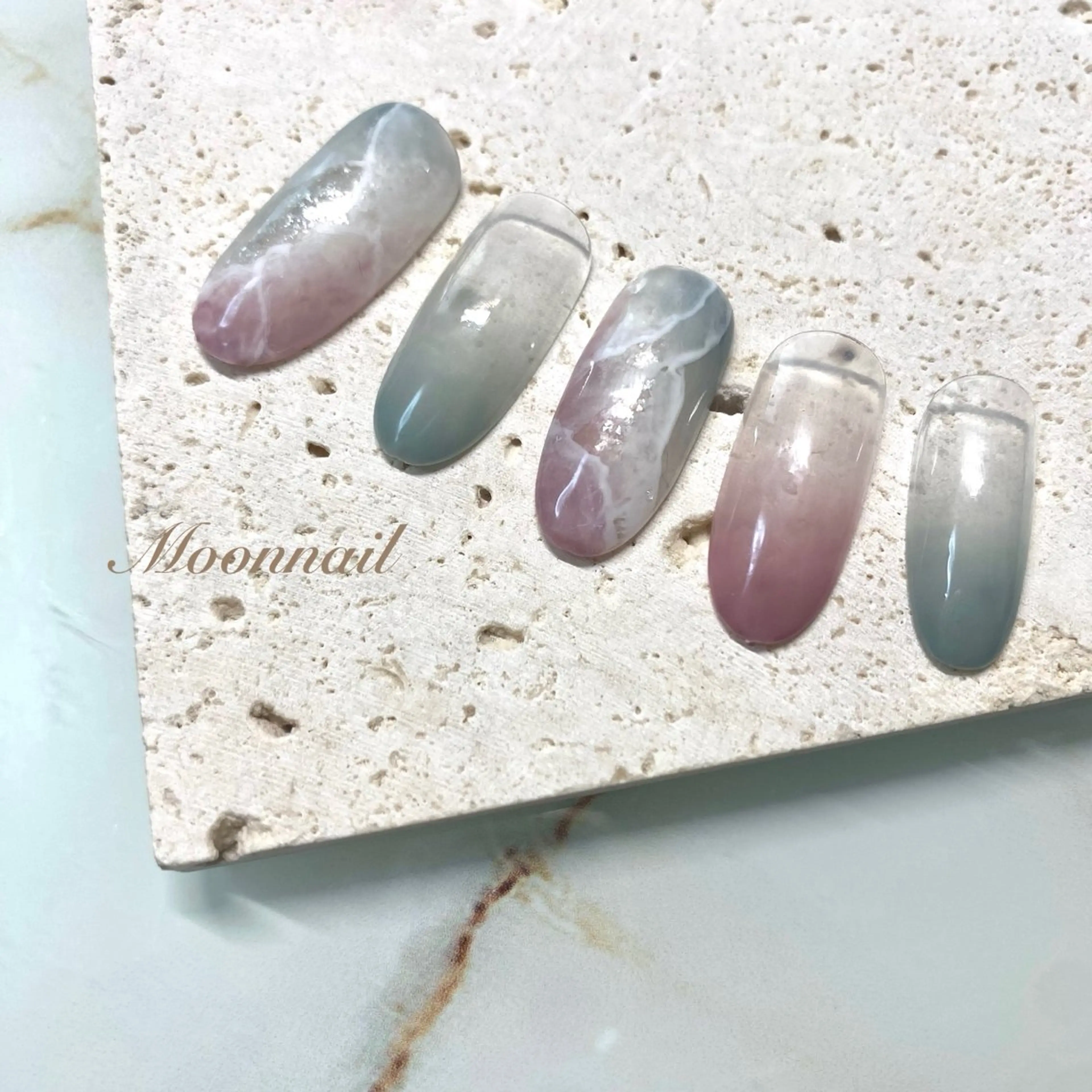 ネイル Moonnail所属・Moonnail Moekaのネイルデザイン