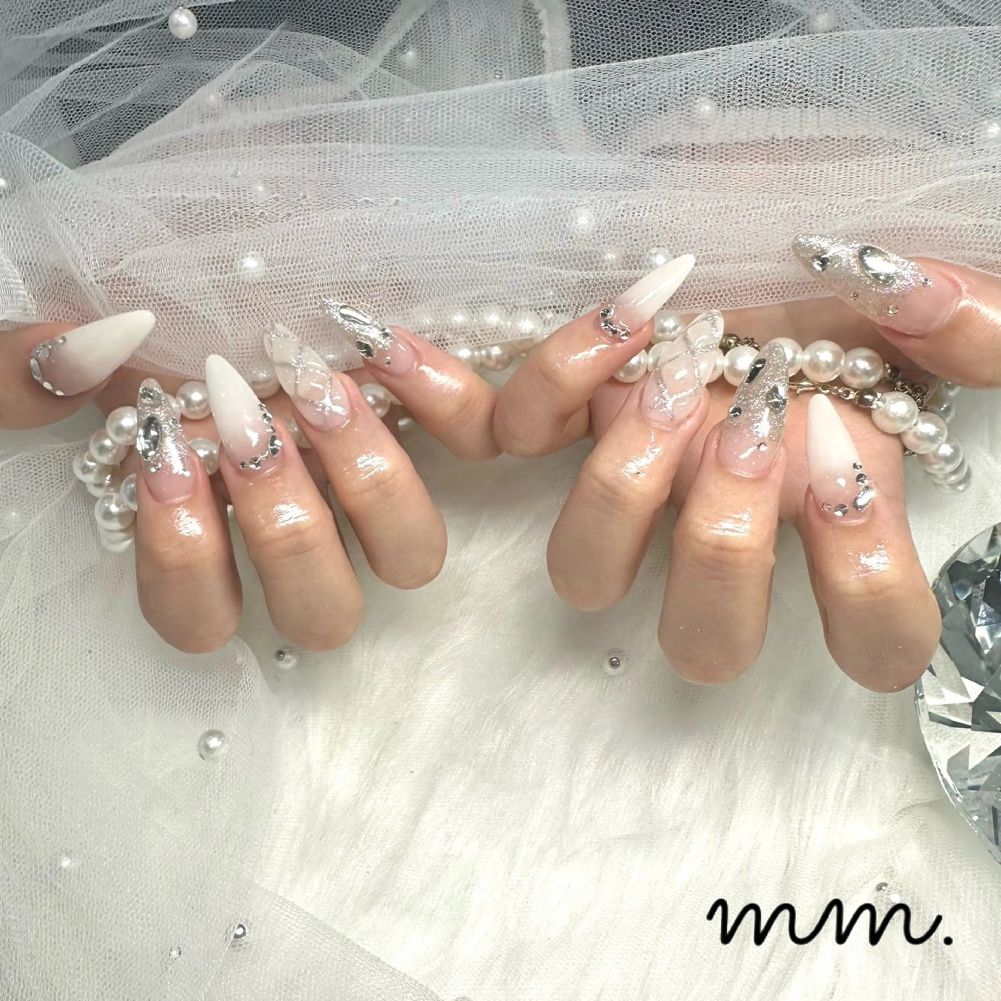 ネイル ハンドネイル 🩷🩵mm.大宮 Riyo🧸🩵🩷のネイルデザイン