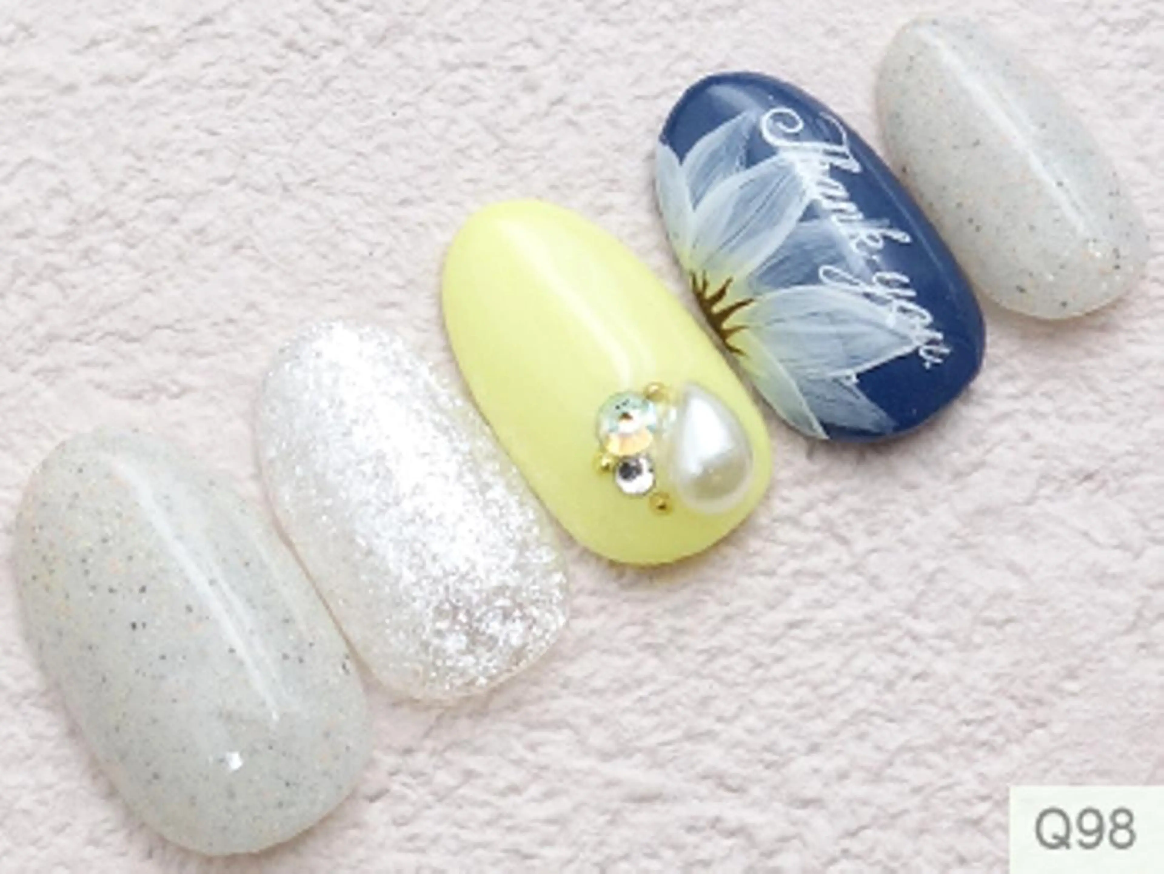 ネイル アートネイル ジェルネイル マグネットネイル ネイル nanのネイルデザイン